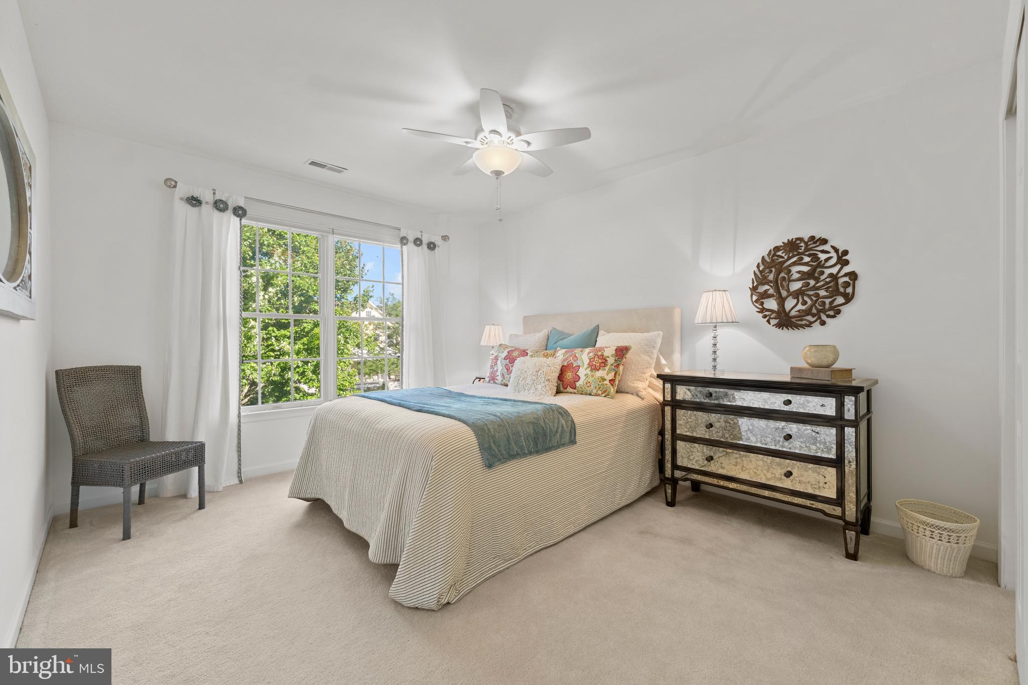 BETHANY LAKES - Residential