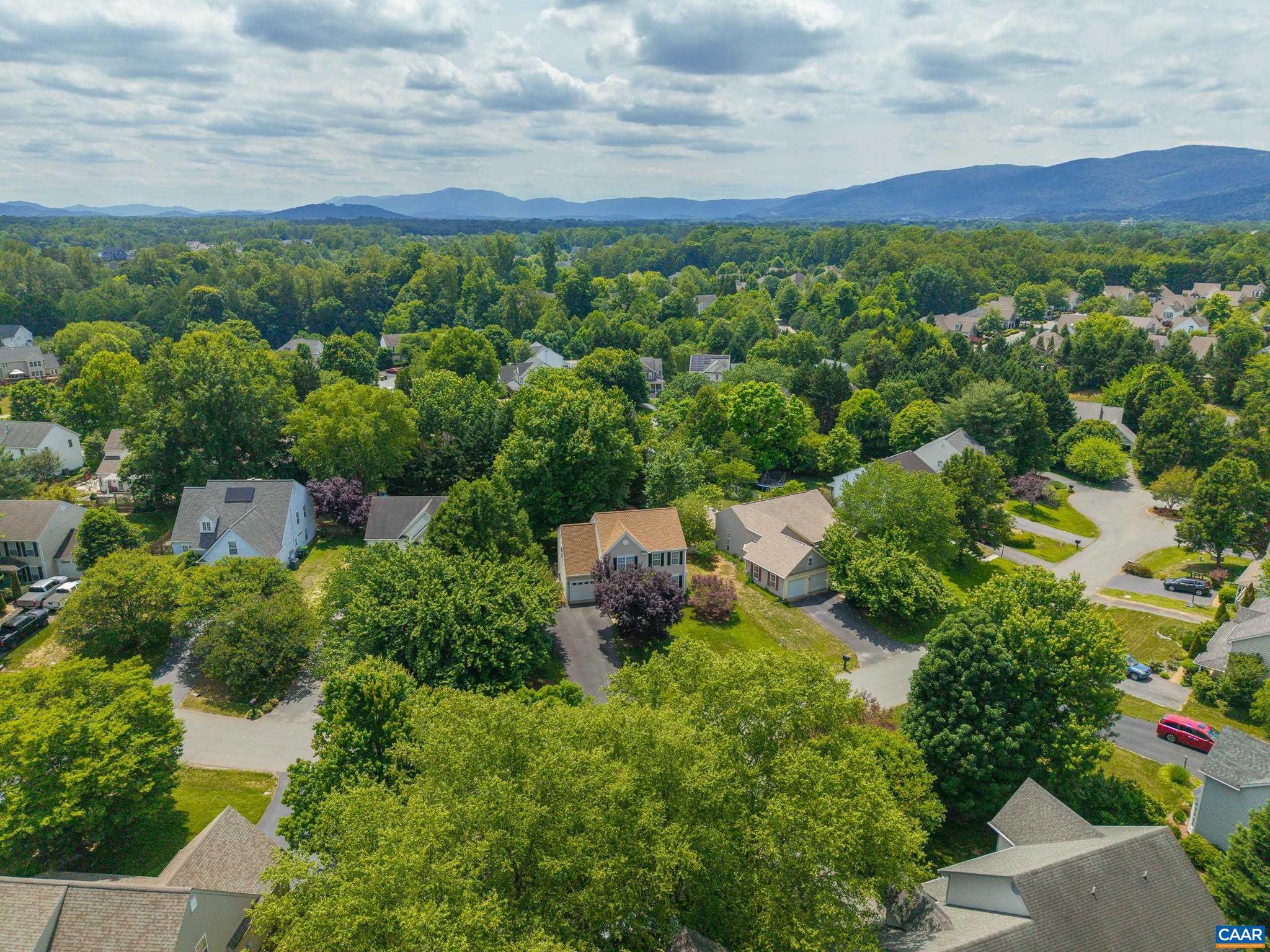 WESTERN RIDGE - Residential