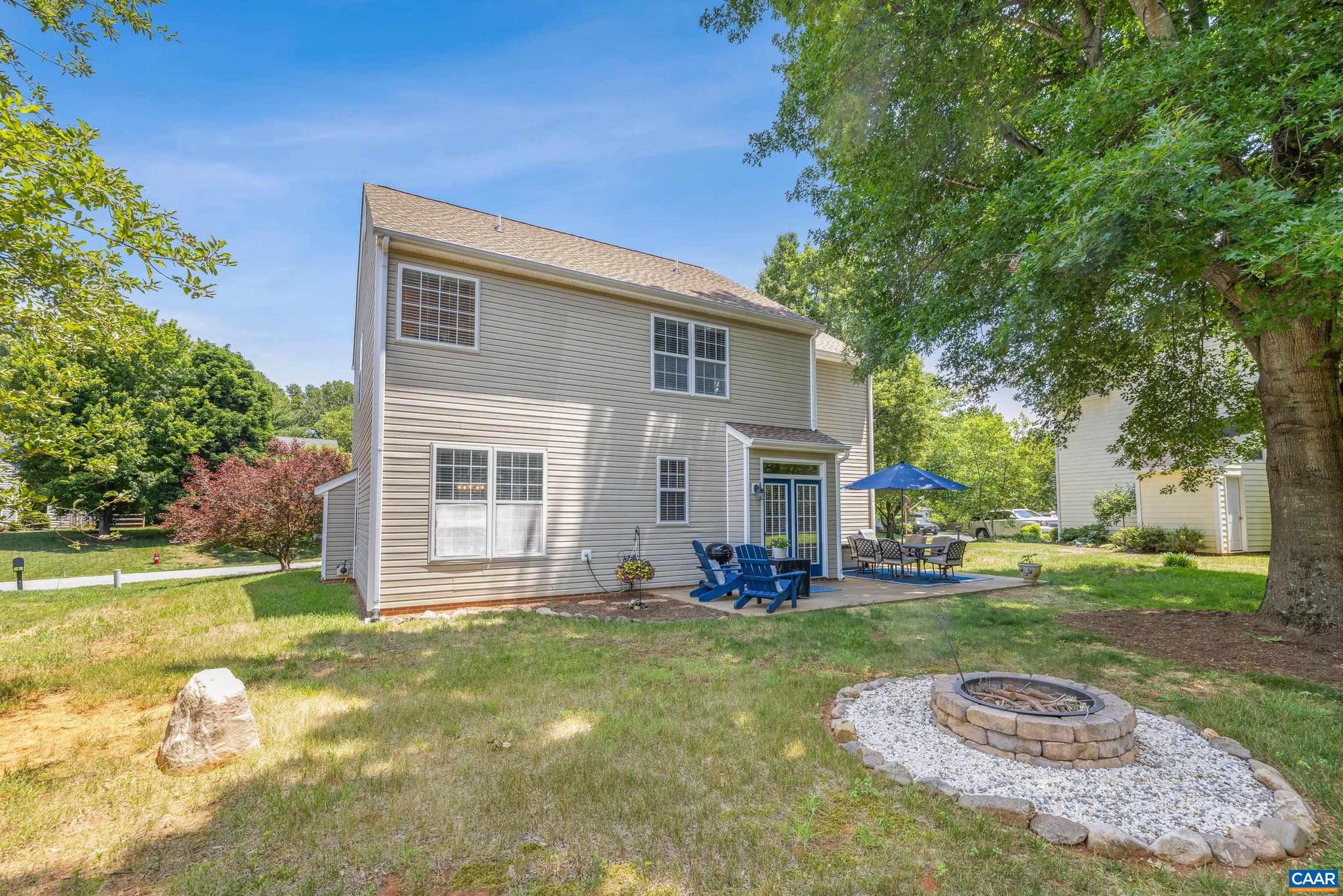 WESTERN RIDGE - Residential
