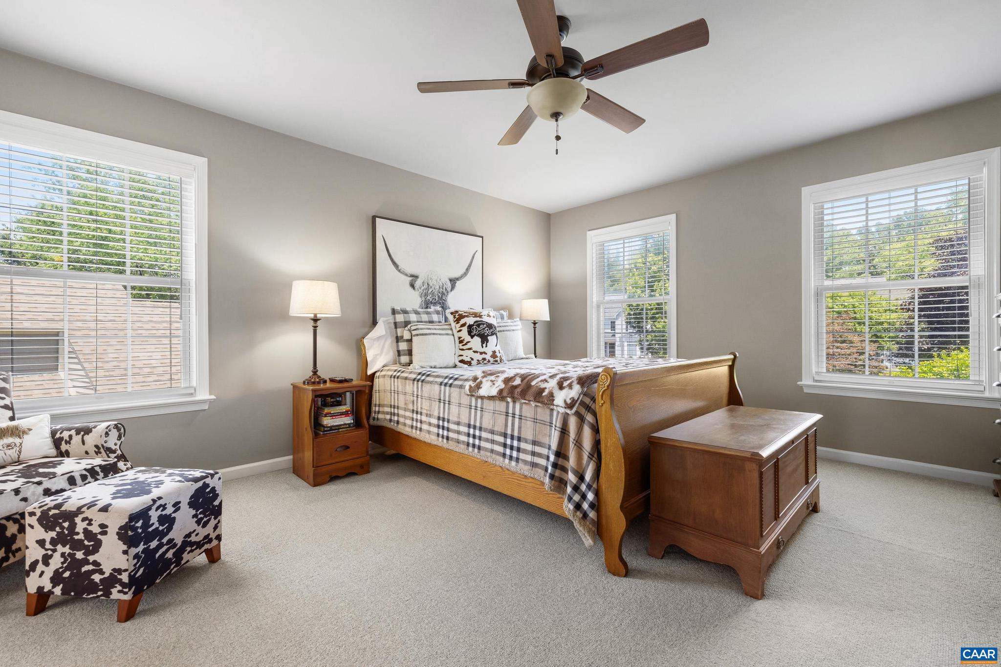 WESTERN RIDGE - Residential