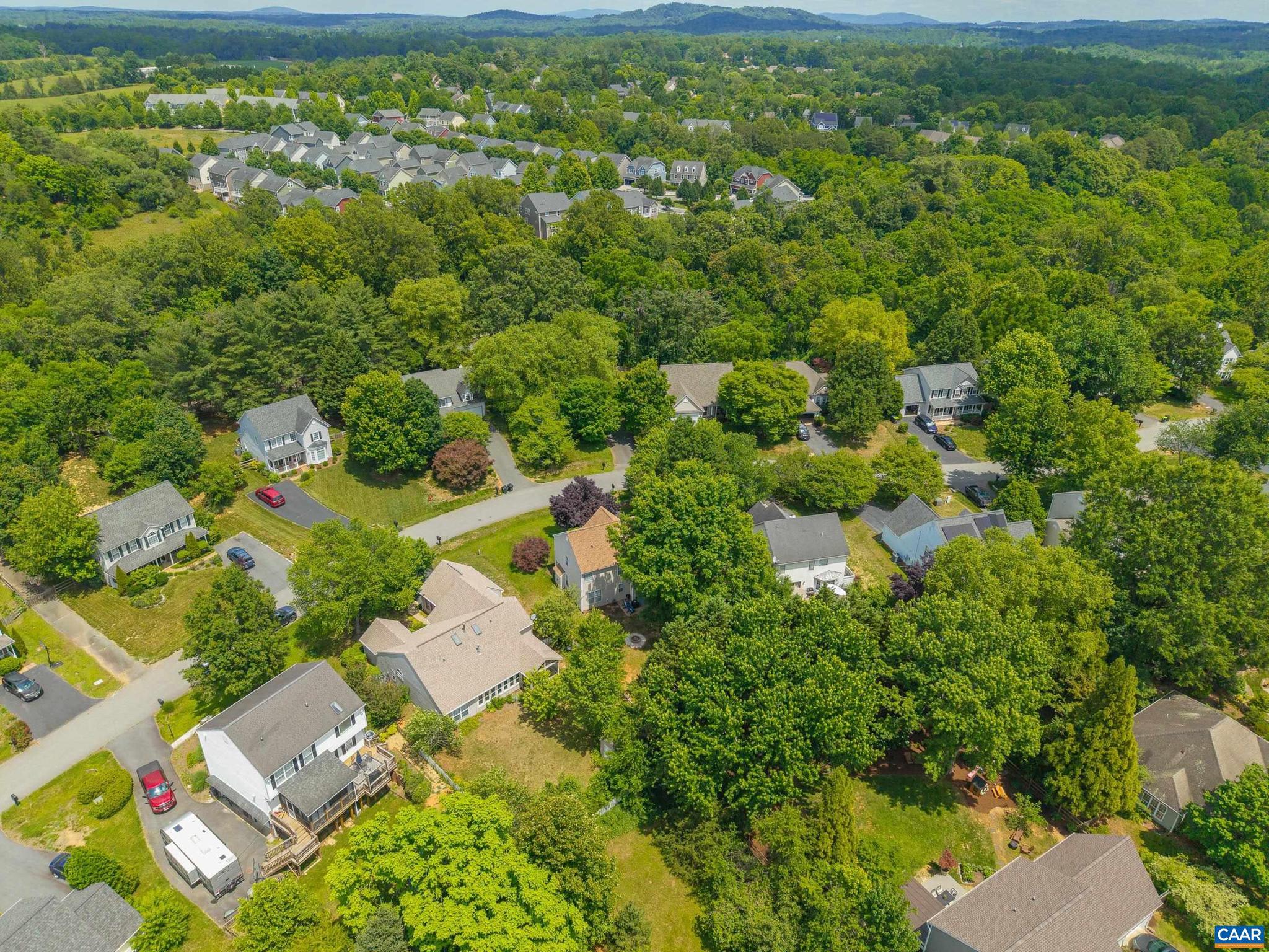 WESTERN RIDGE - Residential