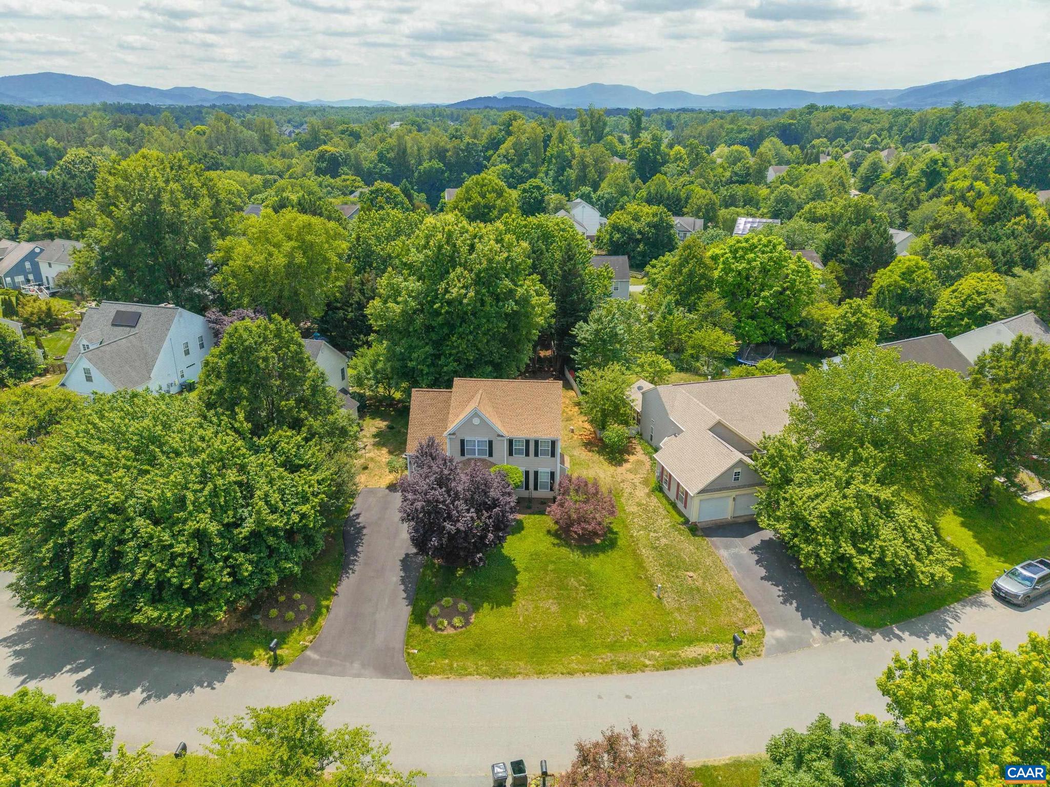 WESTERN RIDGE - Residential