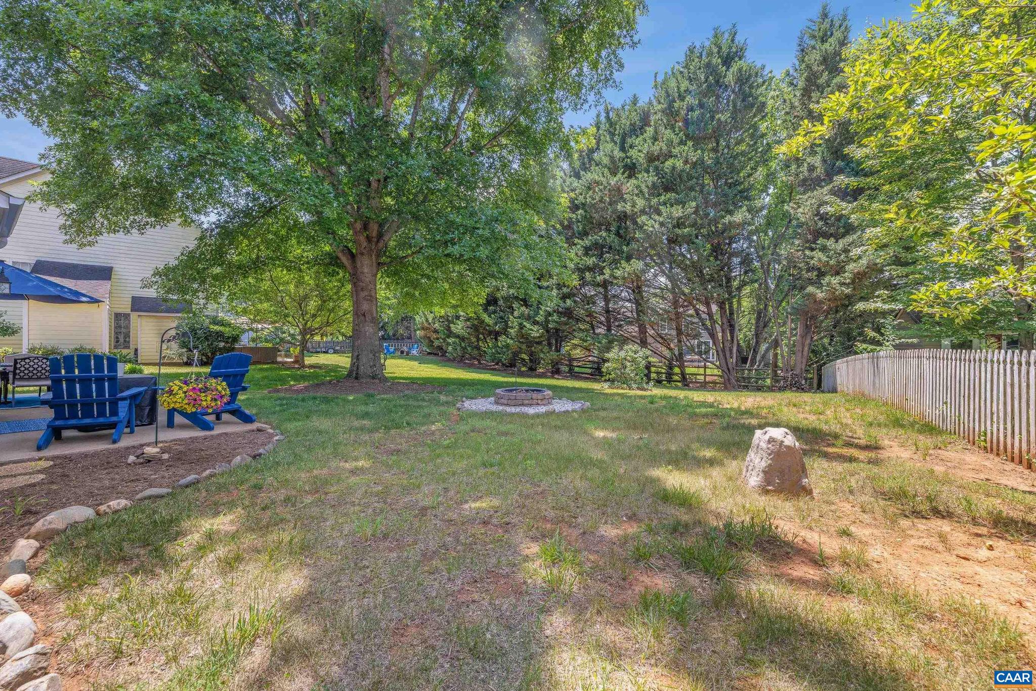 WESTERN RIDGE - Residential