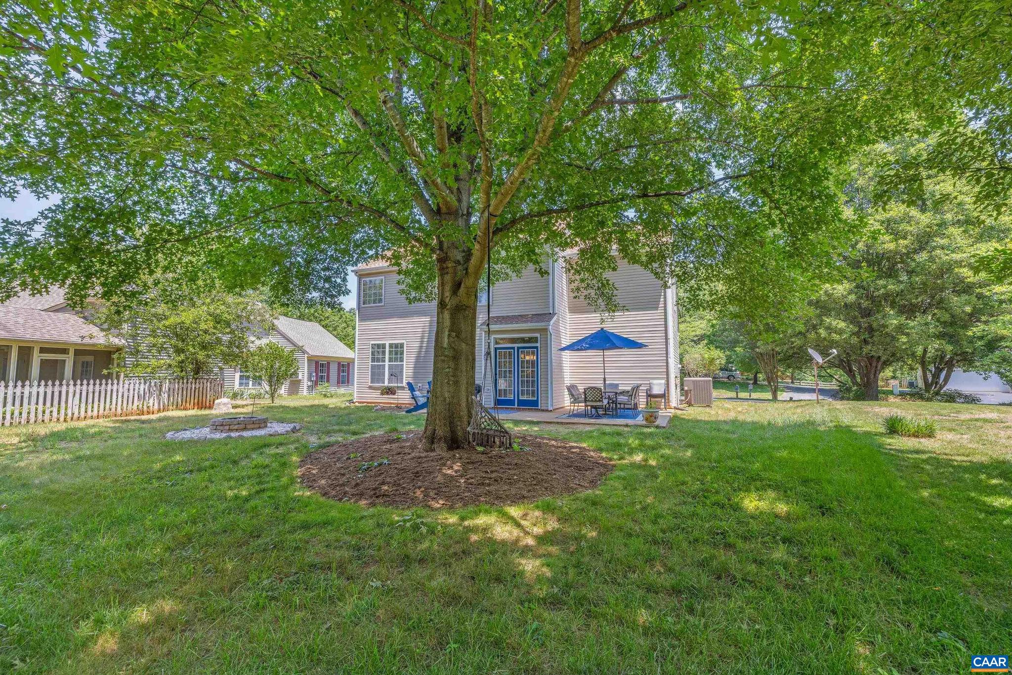 WESTERN RIDGE - Residential