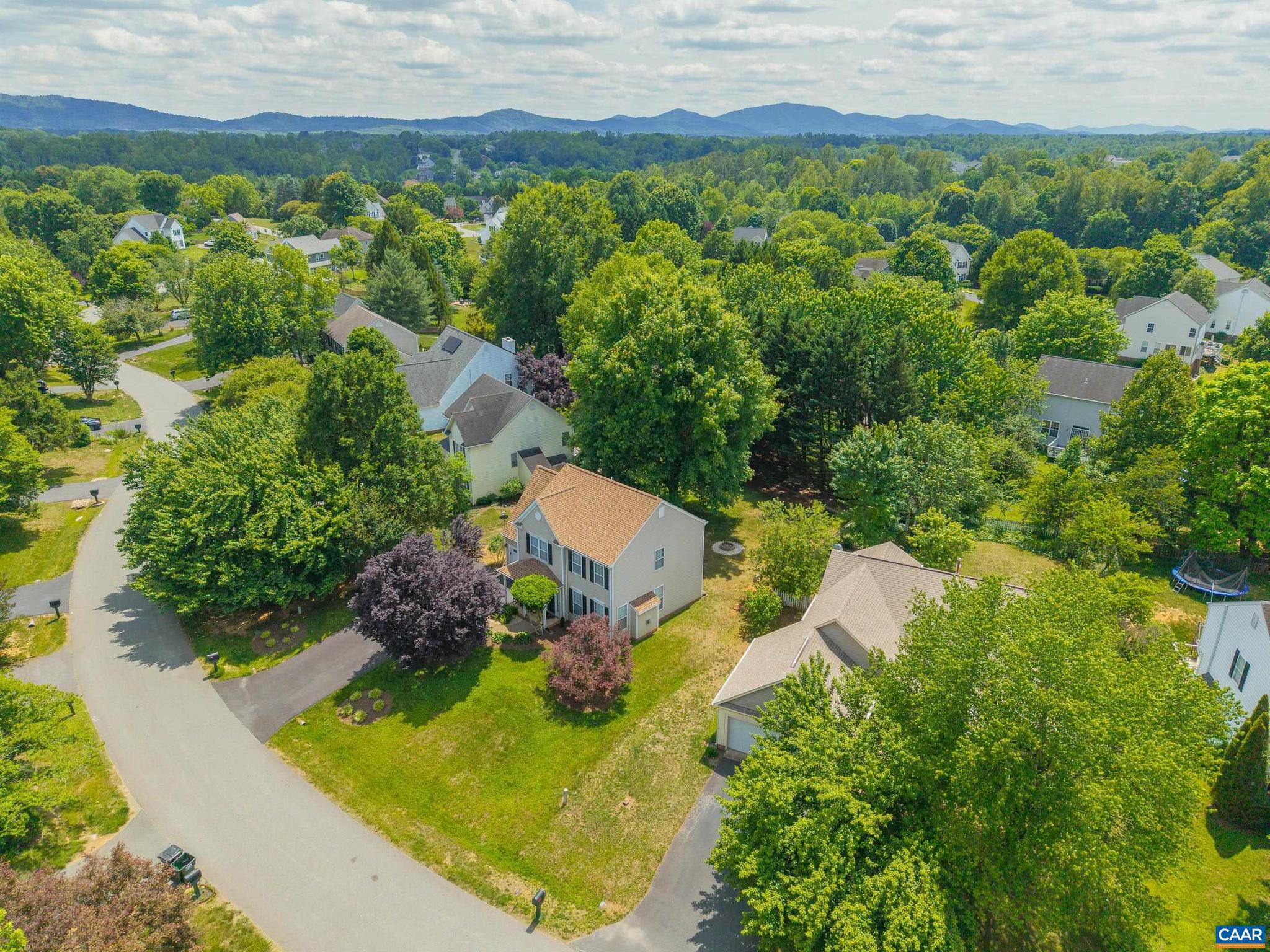WESTERN RIDGE - Residential