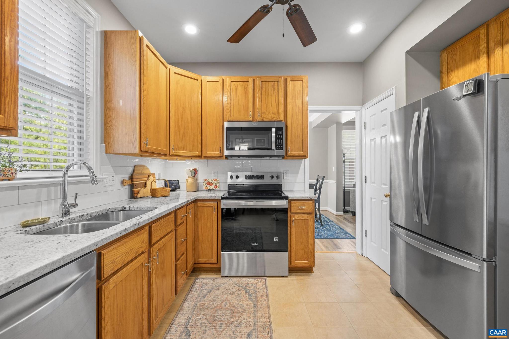 WESTERN RIDGE - Residential