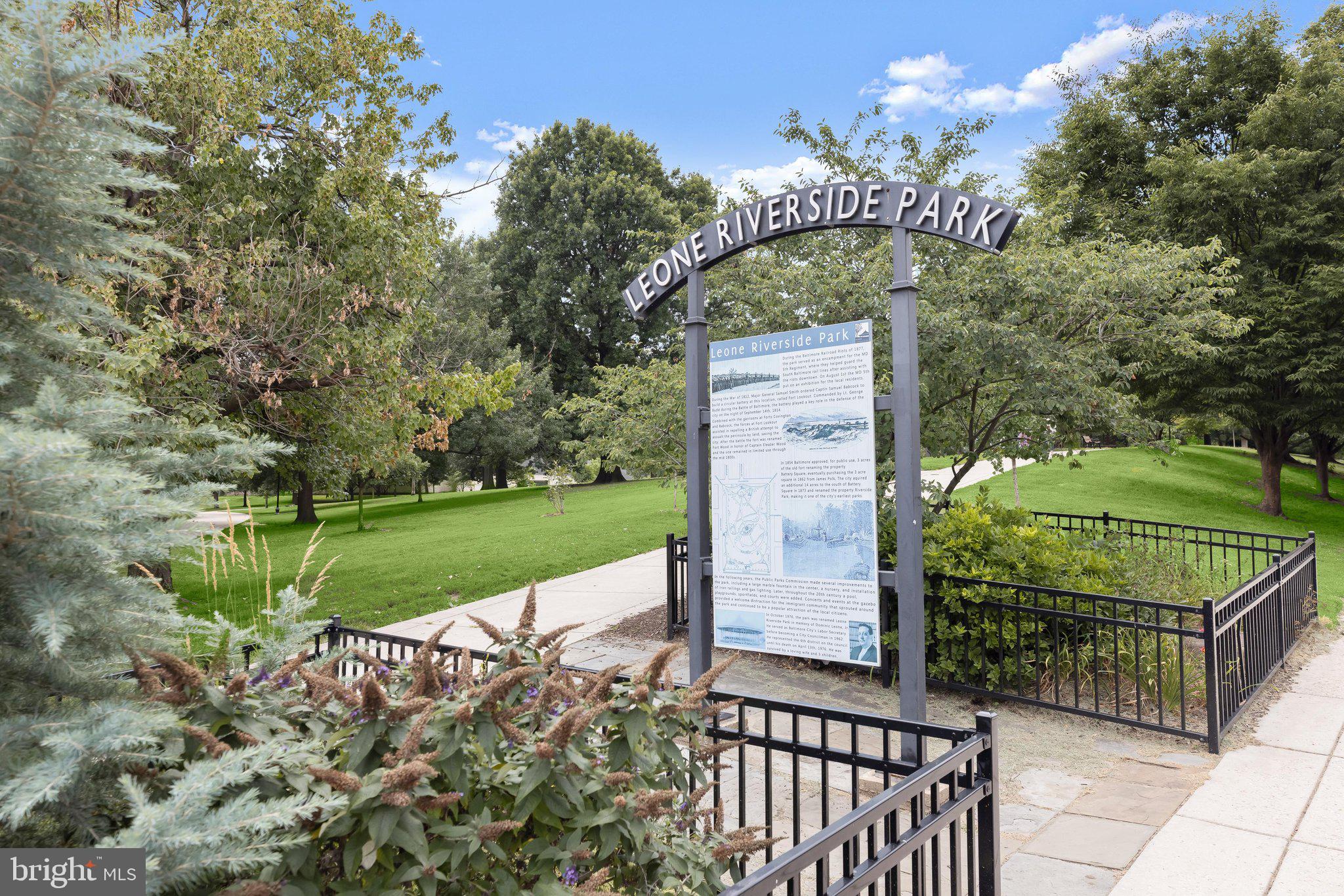 RIVERSIDE - Residential