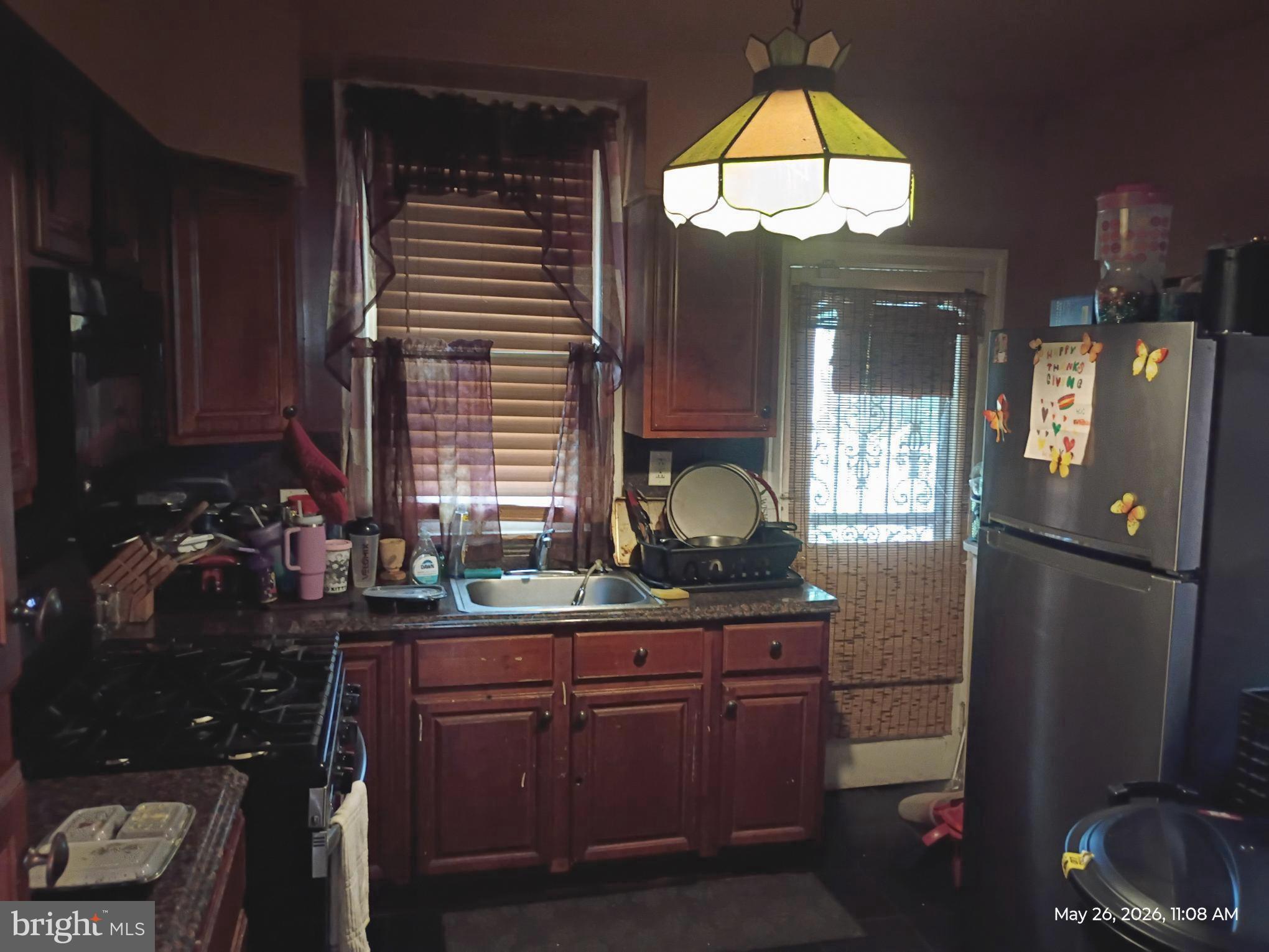 EAST OAK LANE - Residential