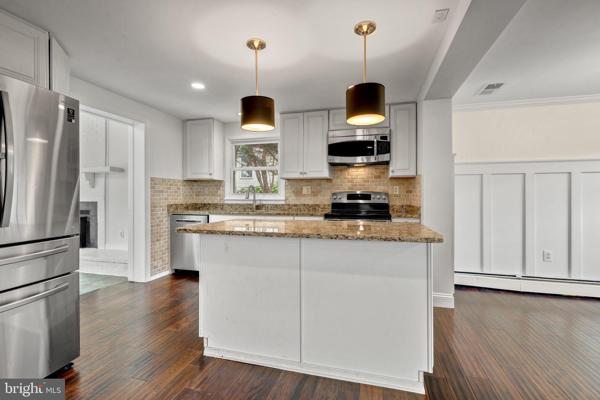 BROAD RUN FARMS - Residential
