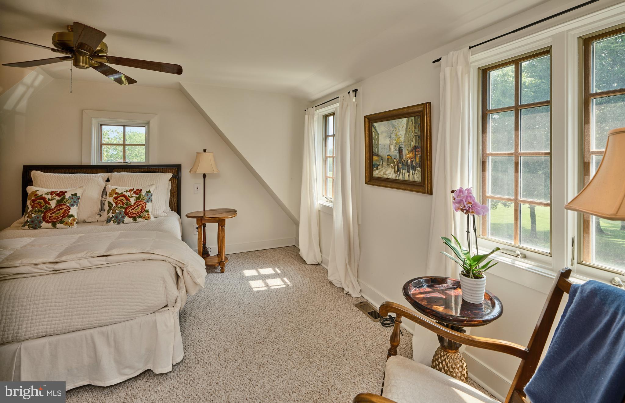 RADNOR HUNT - Residential