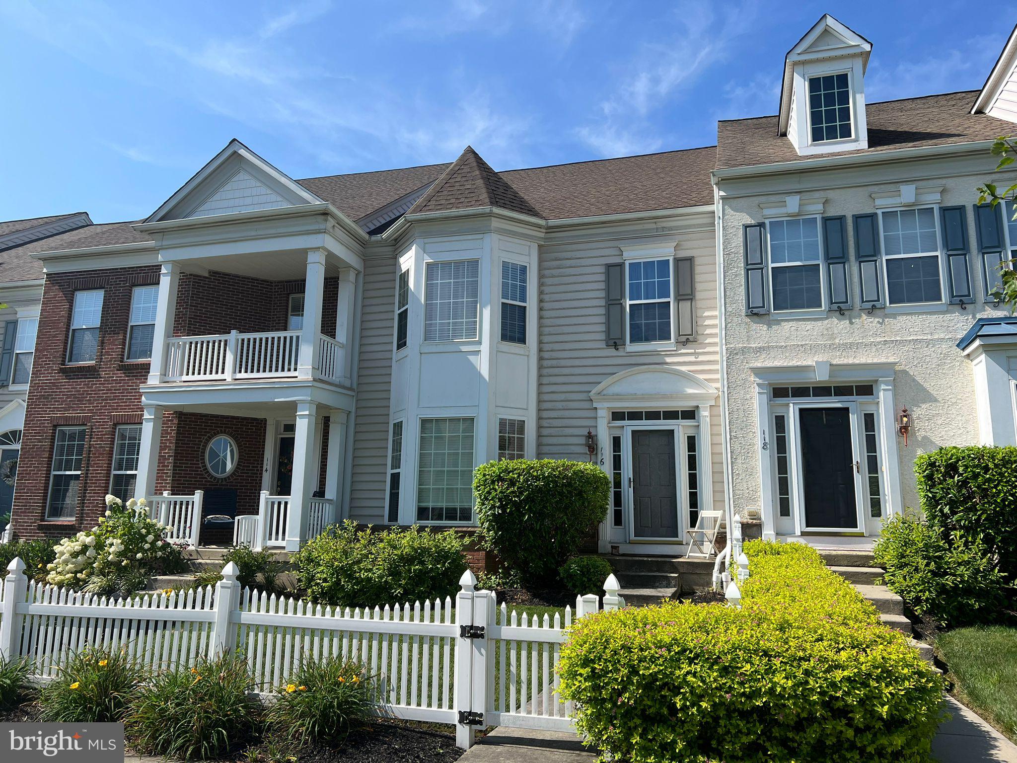 BEDMINSTER SQUARE - Residential Lease