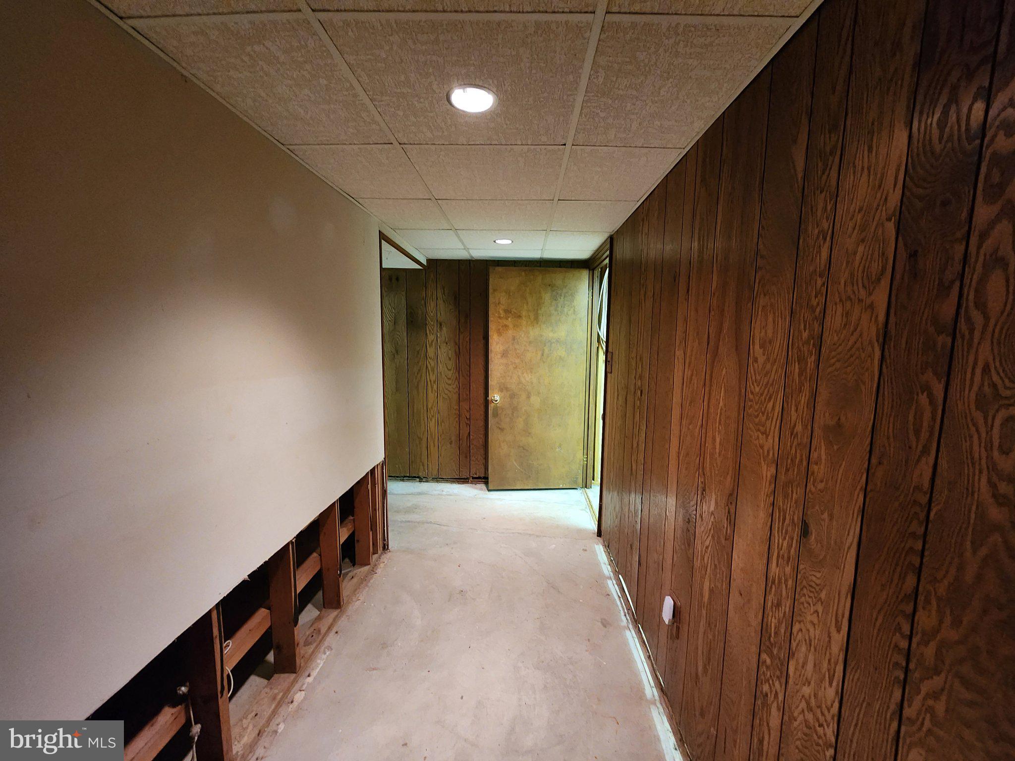 VILLAGE OF EDGEWOOD - Residential