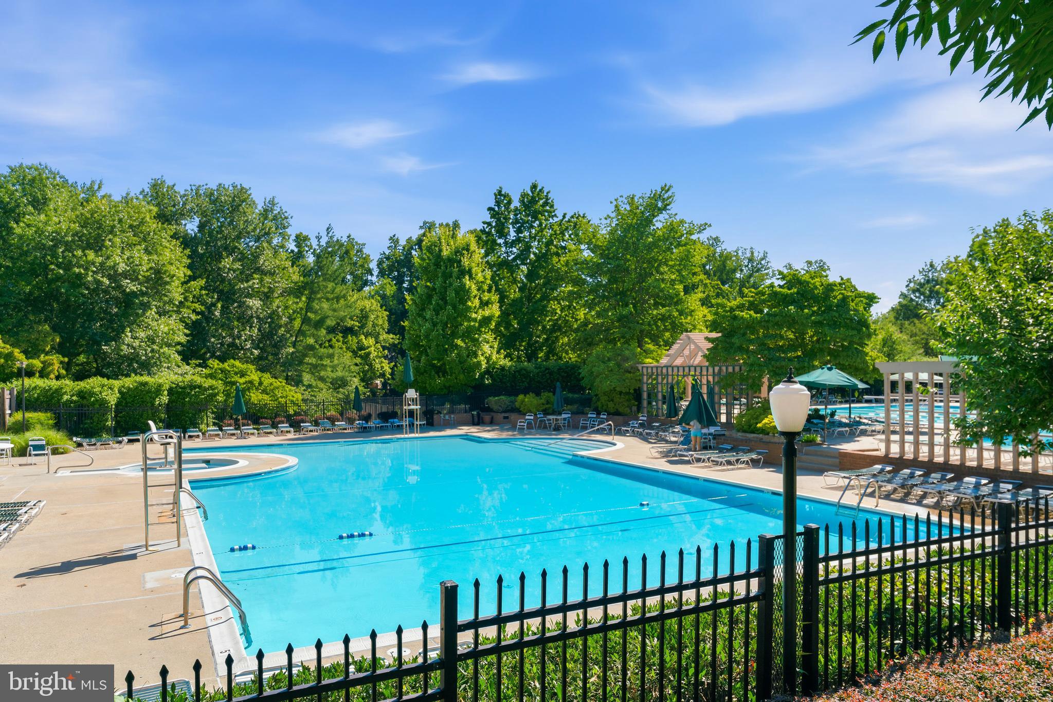 BENTLEY PLACE - Residential