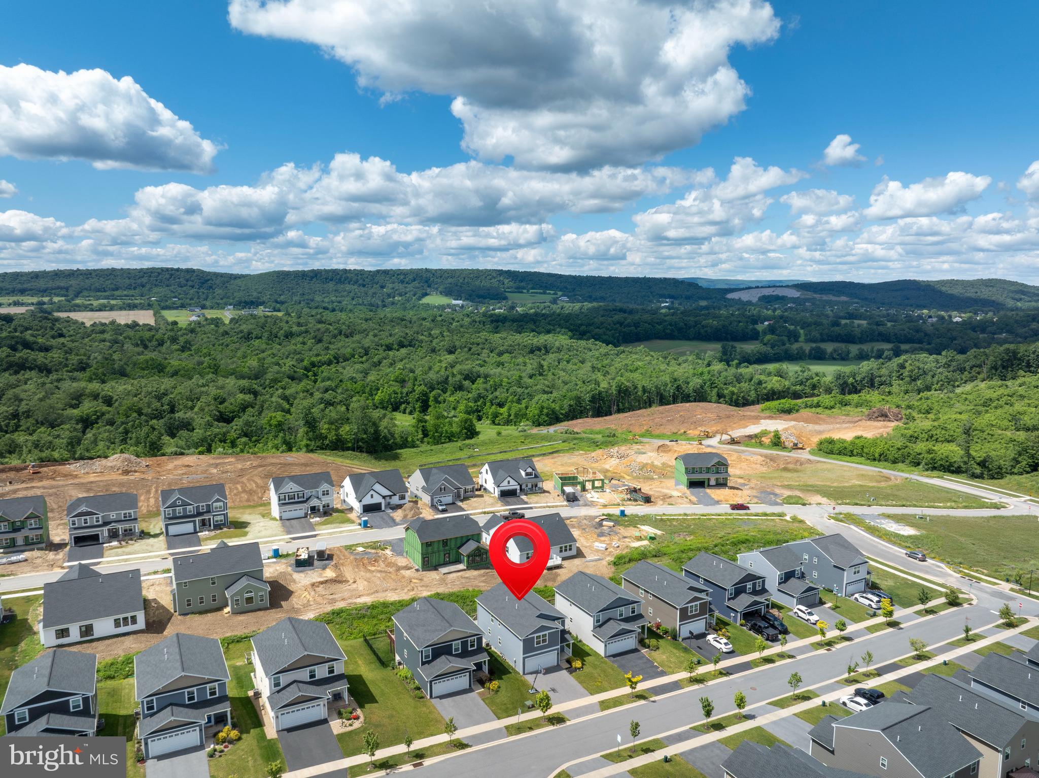 GRAYS POINTE - Residential