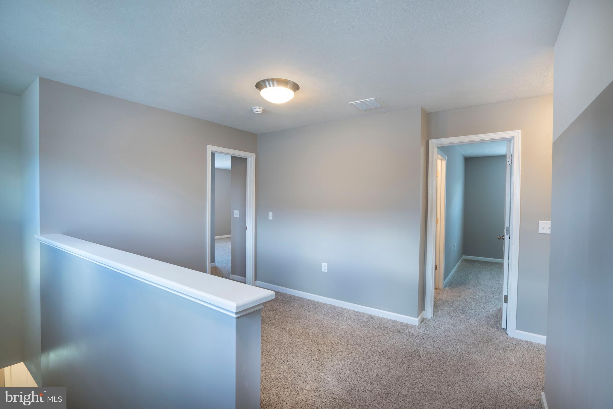 GRAYS POINTE - Residential