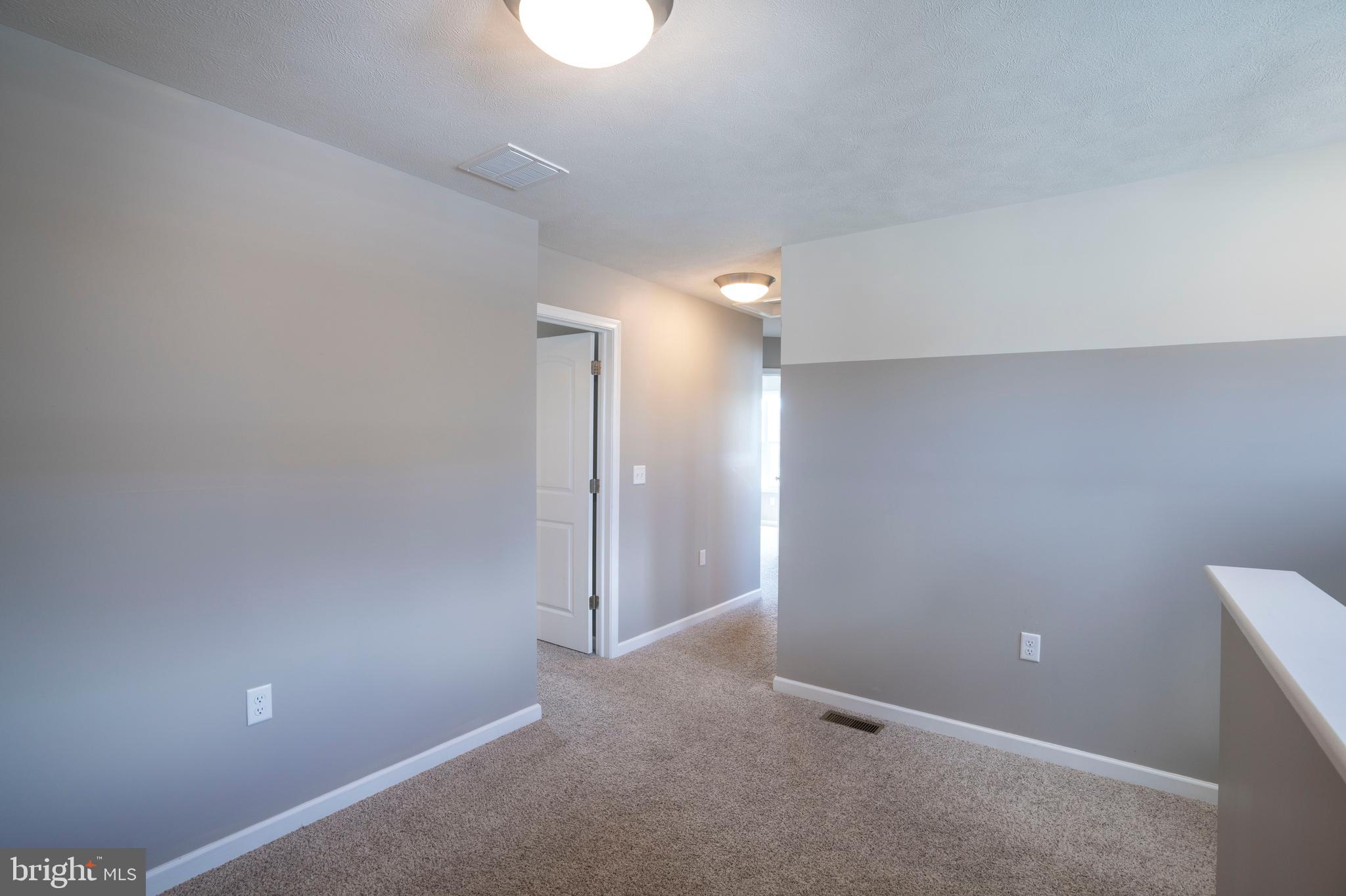 GRAYS POINTE - Residential