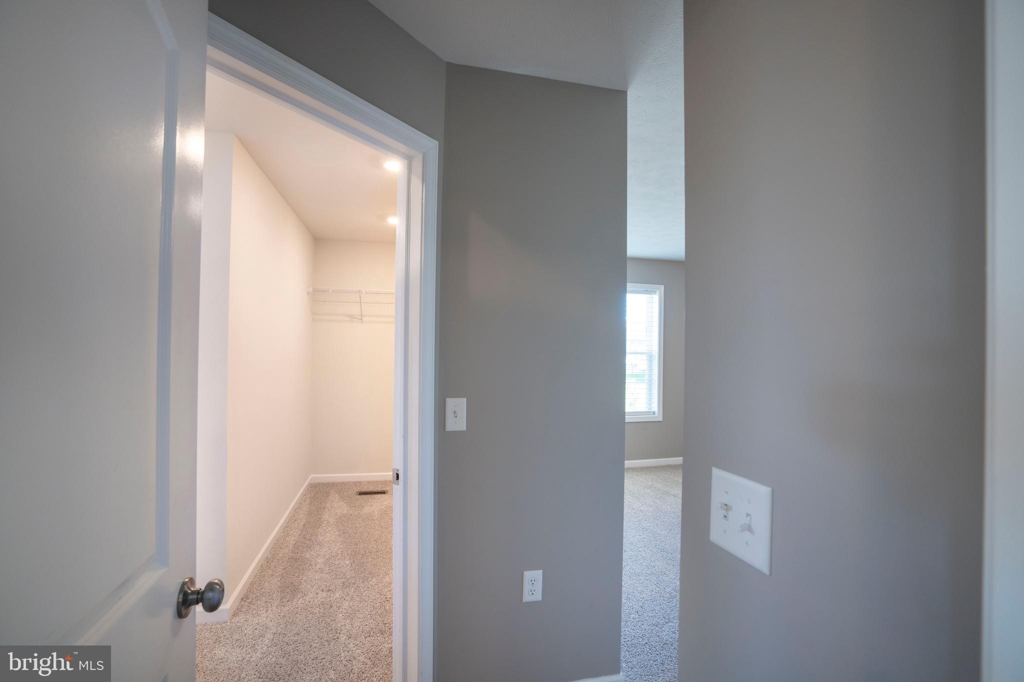 GRAYS POINTE - Residential