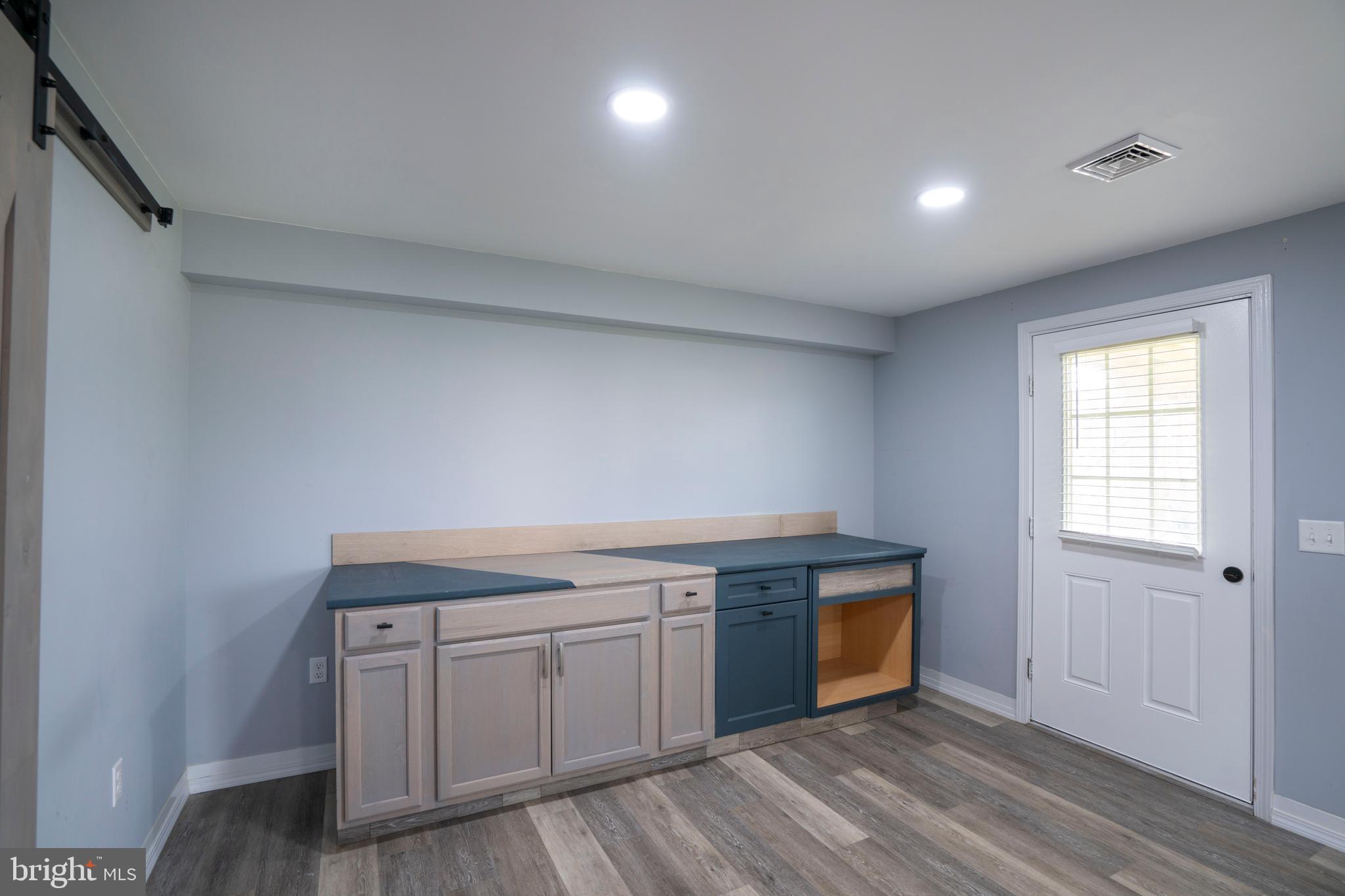 GRAYS POINTE - Residential