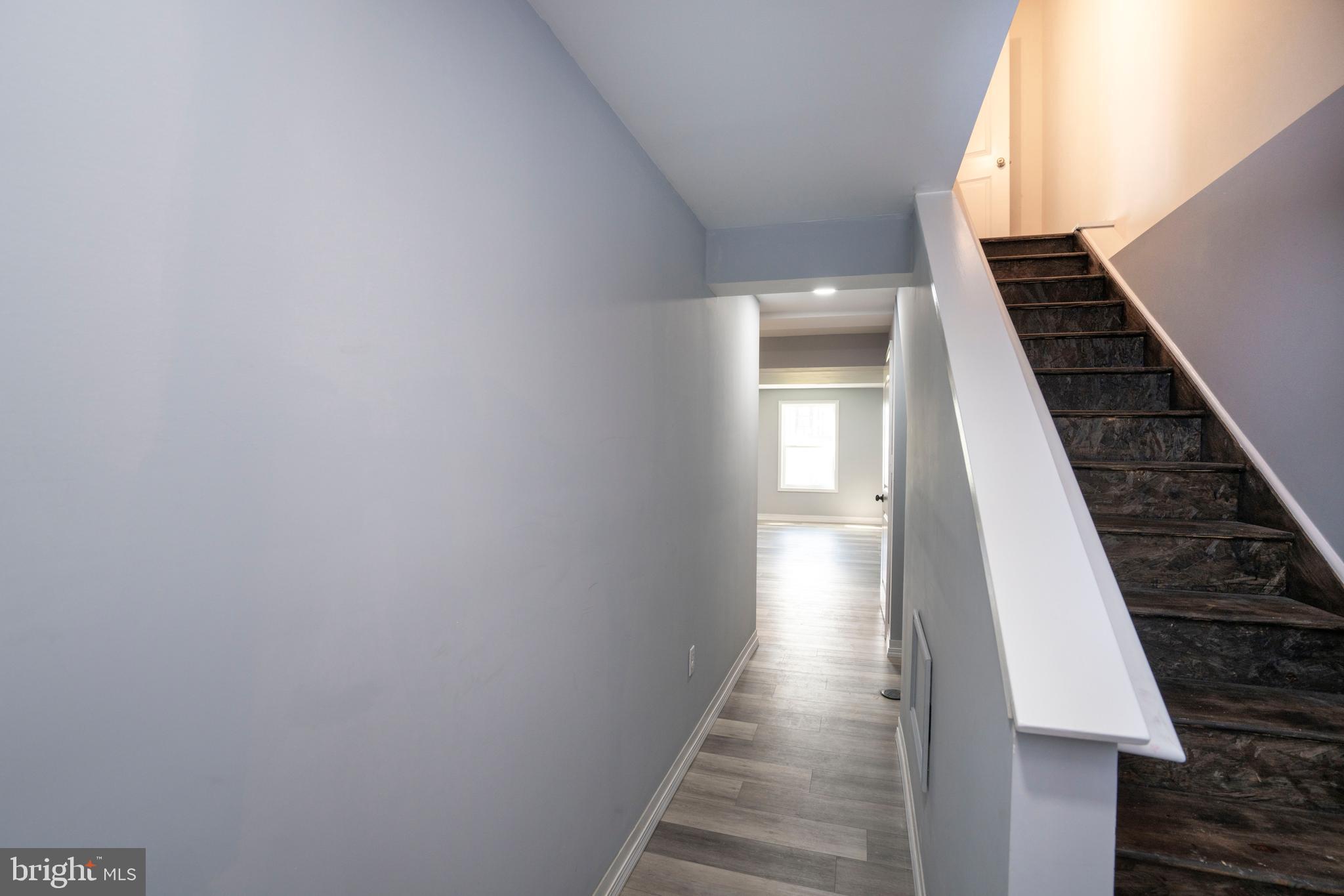 GRAYS POINTE - Residential