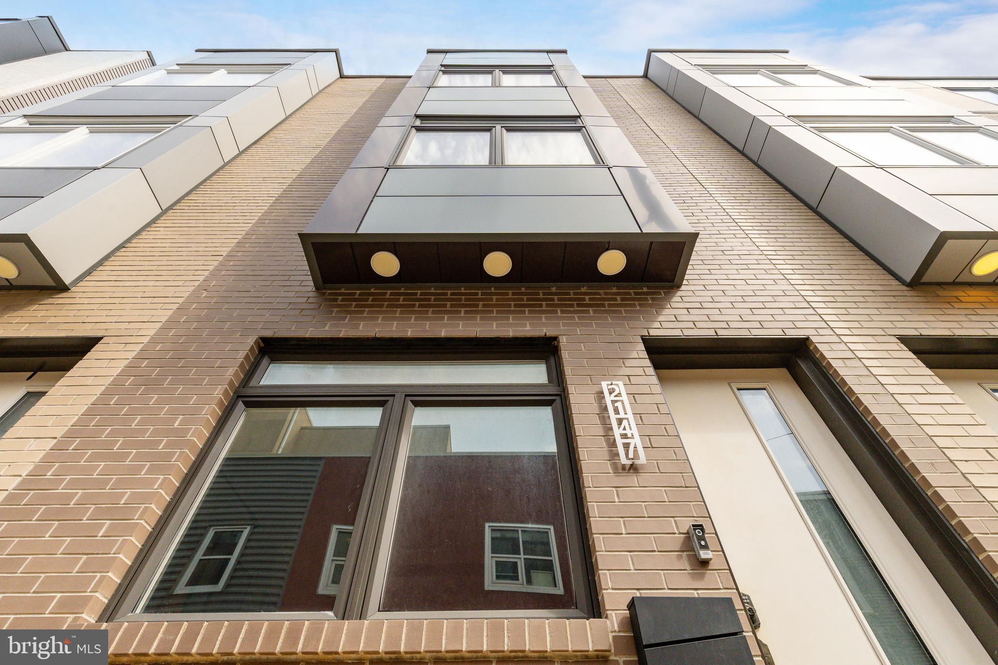 POINT BREEZE - Residential
