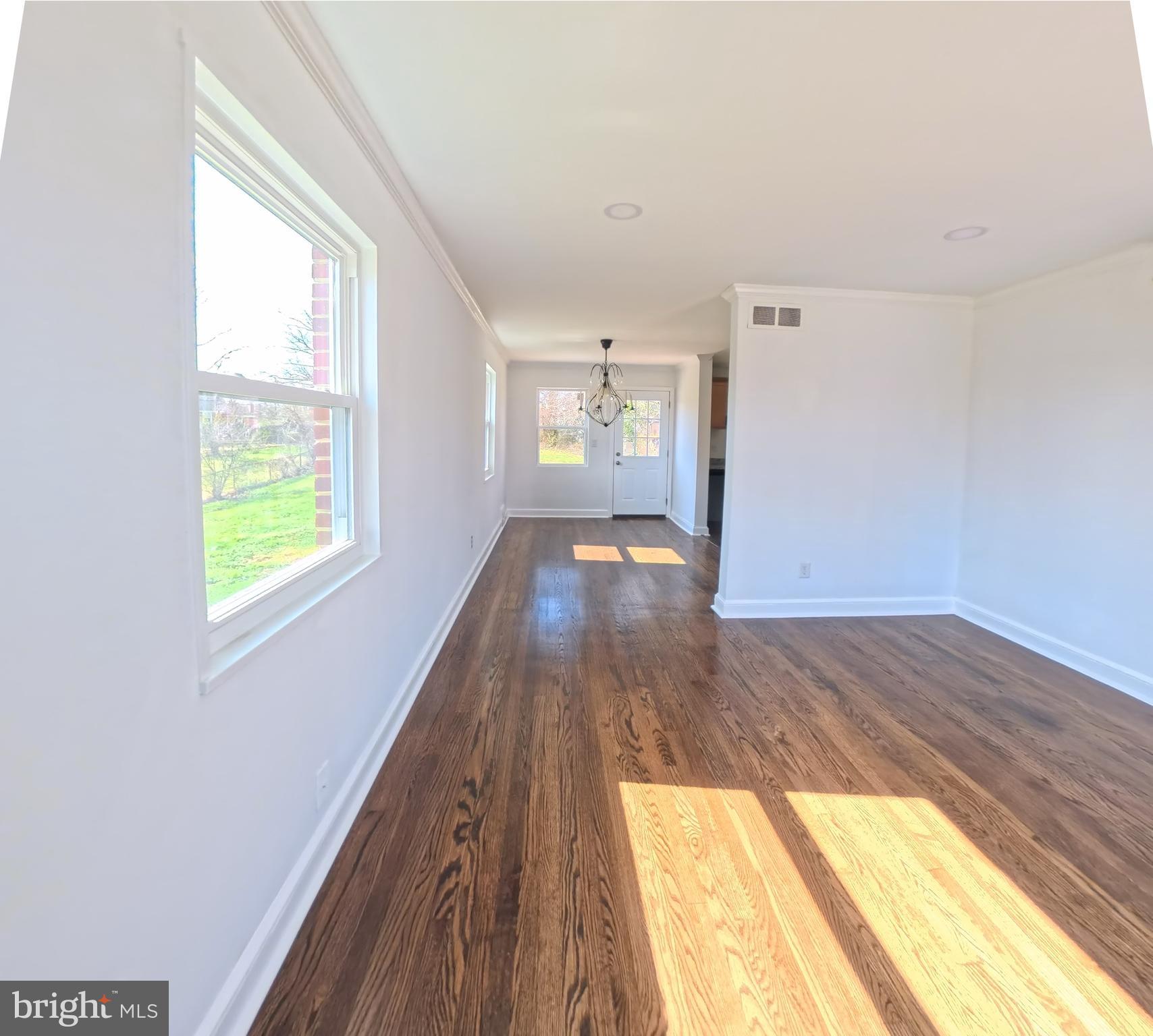 HILLCREST - Residential