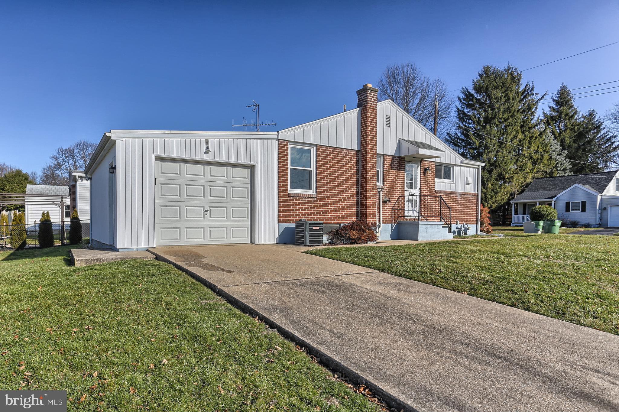 WOODLAND VIEW - Residential