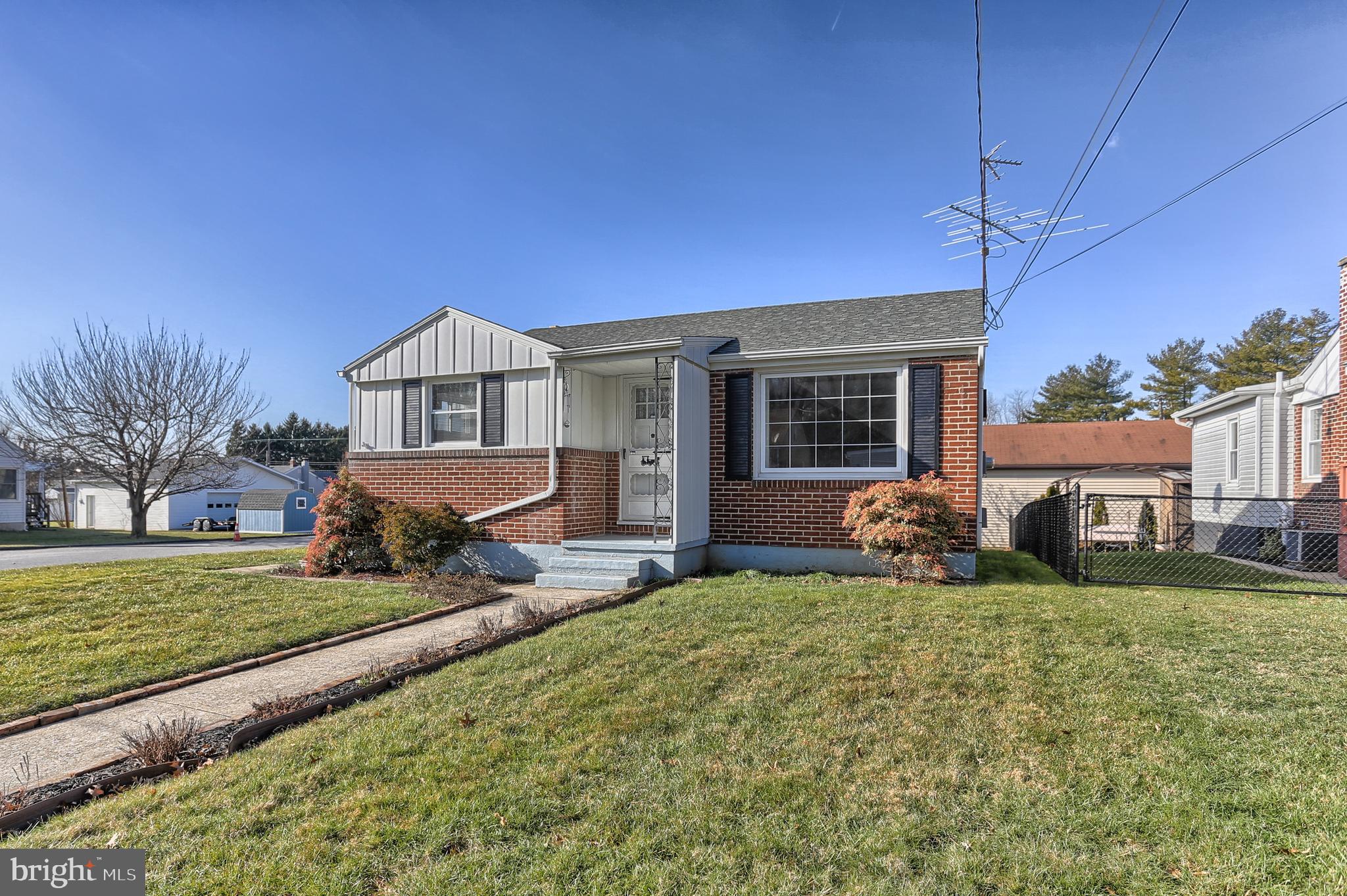 WOODLAND VIEW - Residential