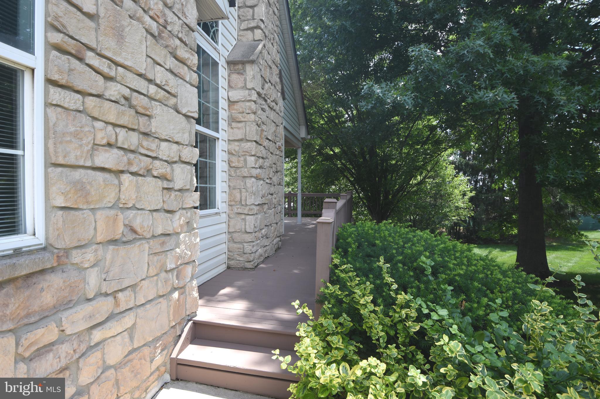 LIONSGATE - Residential