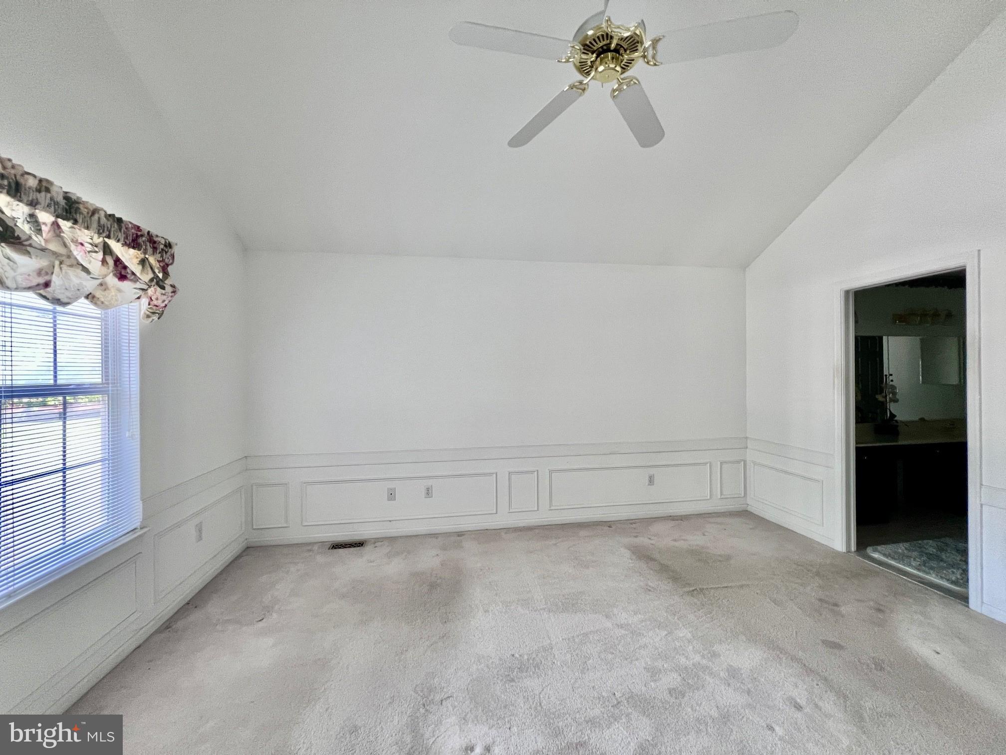 LIONSGATE - Residential