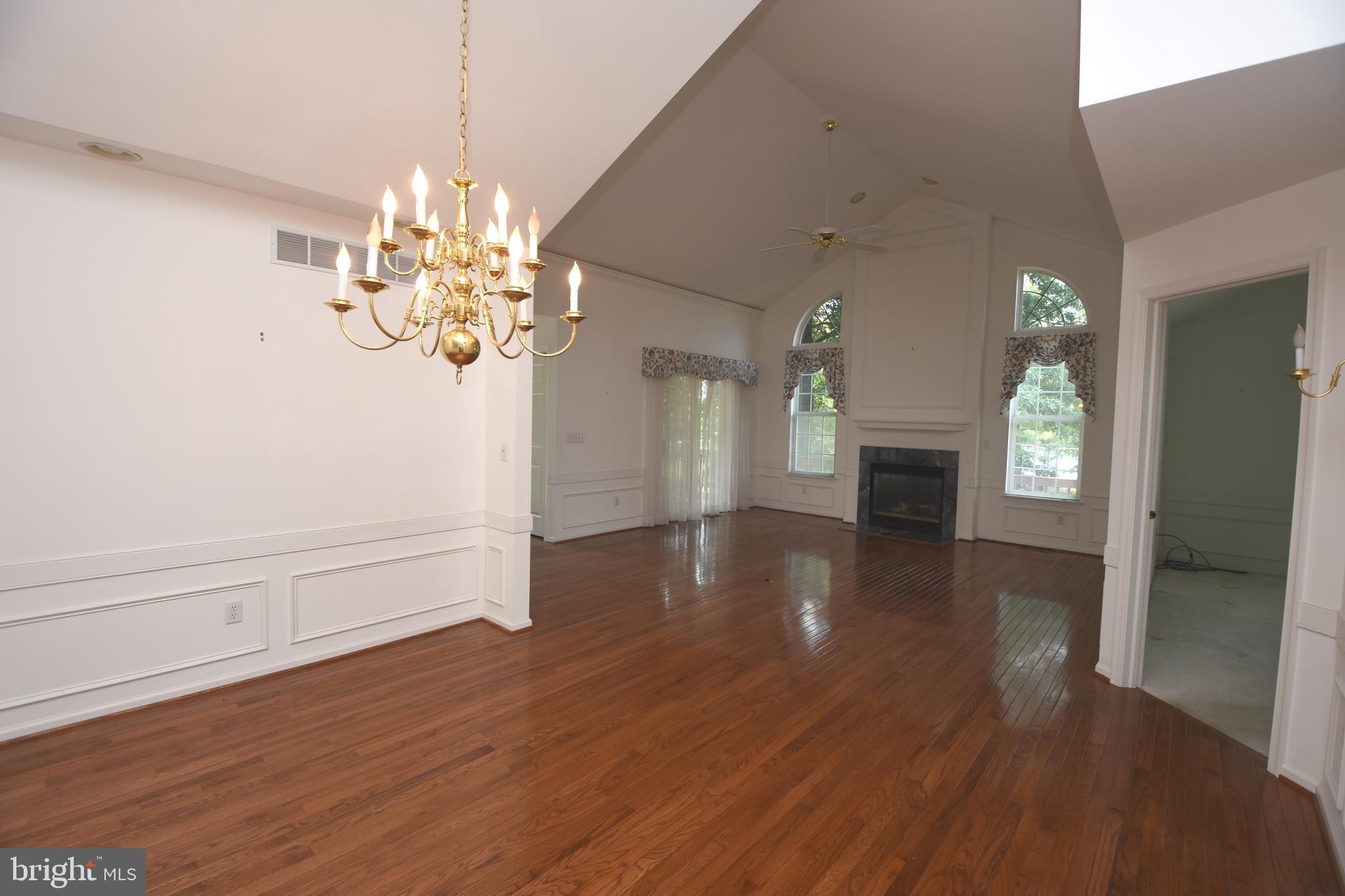 LIONSGATE - Residential