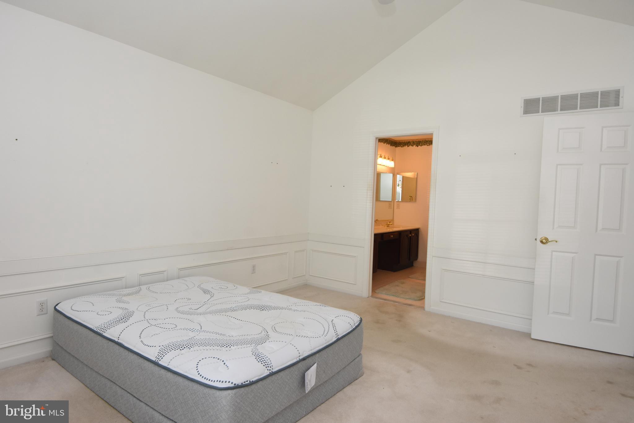 LIONSGATE - Residential