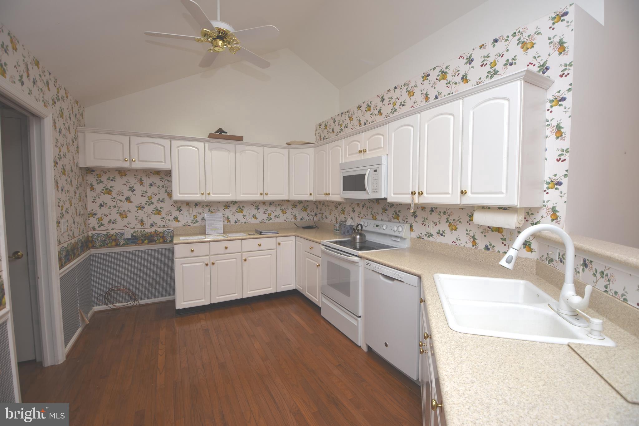 LIONSGATE - Residential