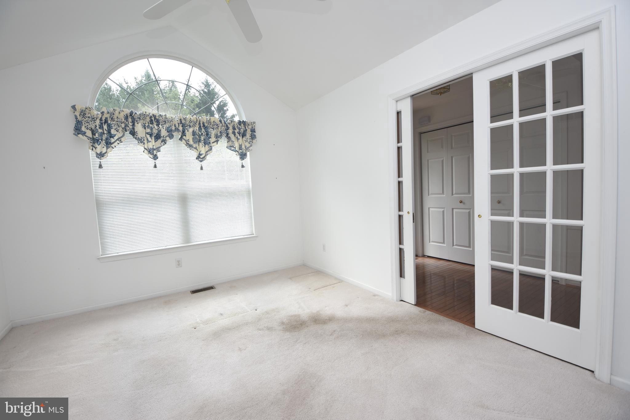 LIONSGATE - Residential