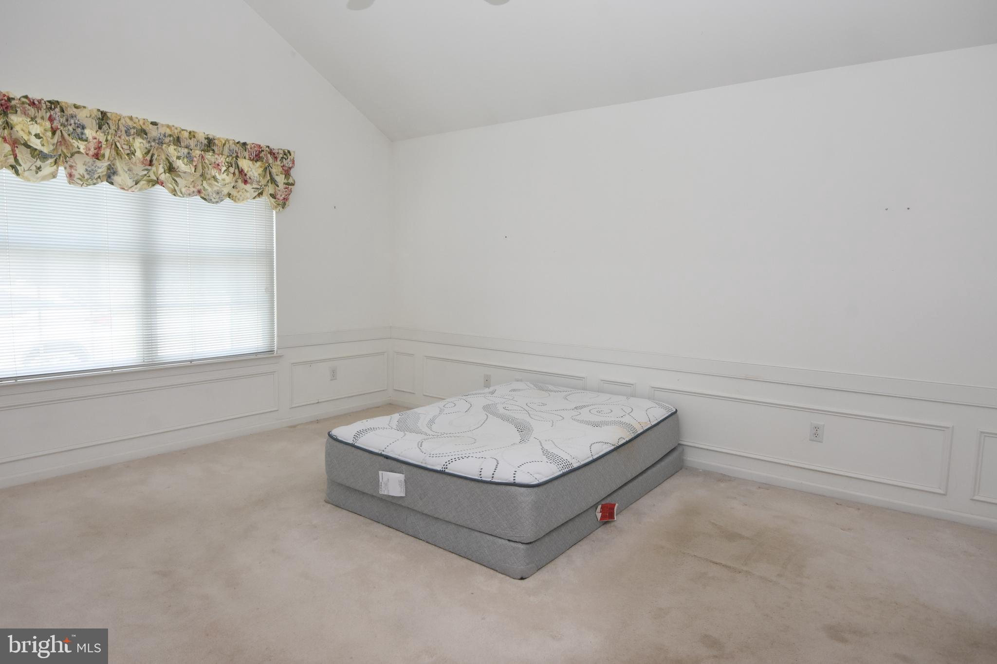 LIONSGATE - Residential