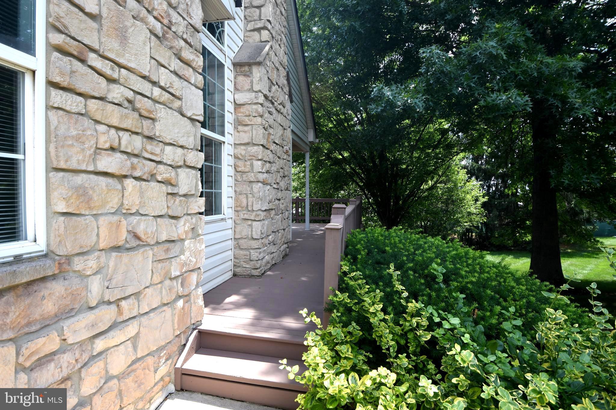 LIONSGATE - Residential