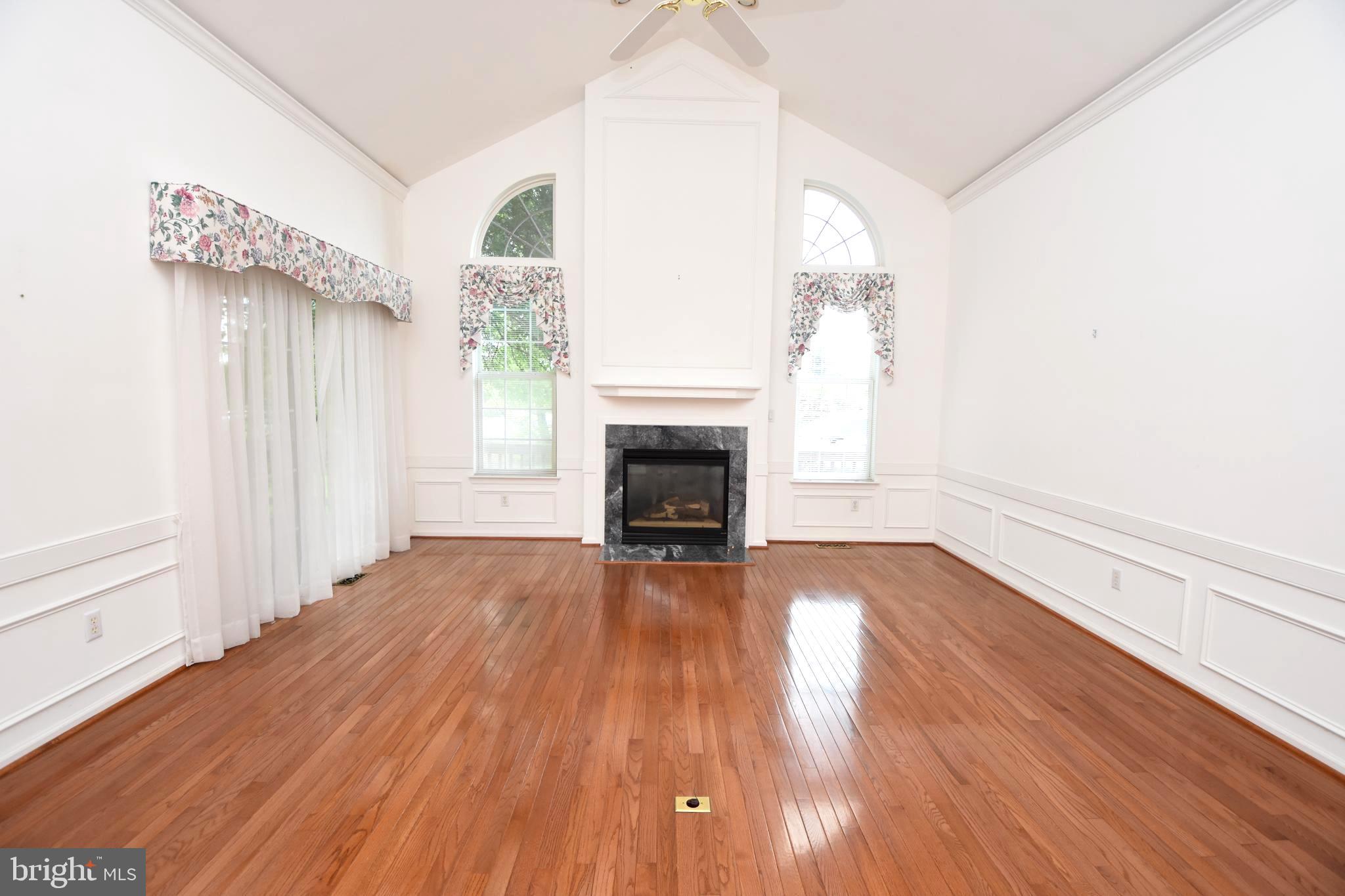 LIONSGATE - Residential