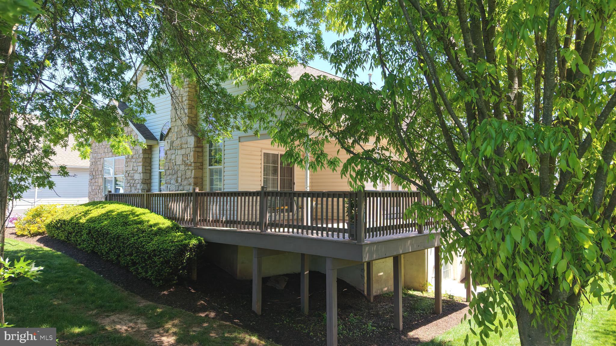 LIONSGATE - Residential