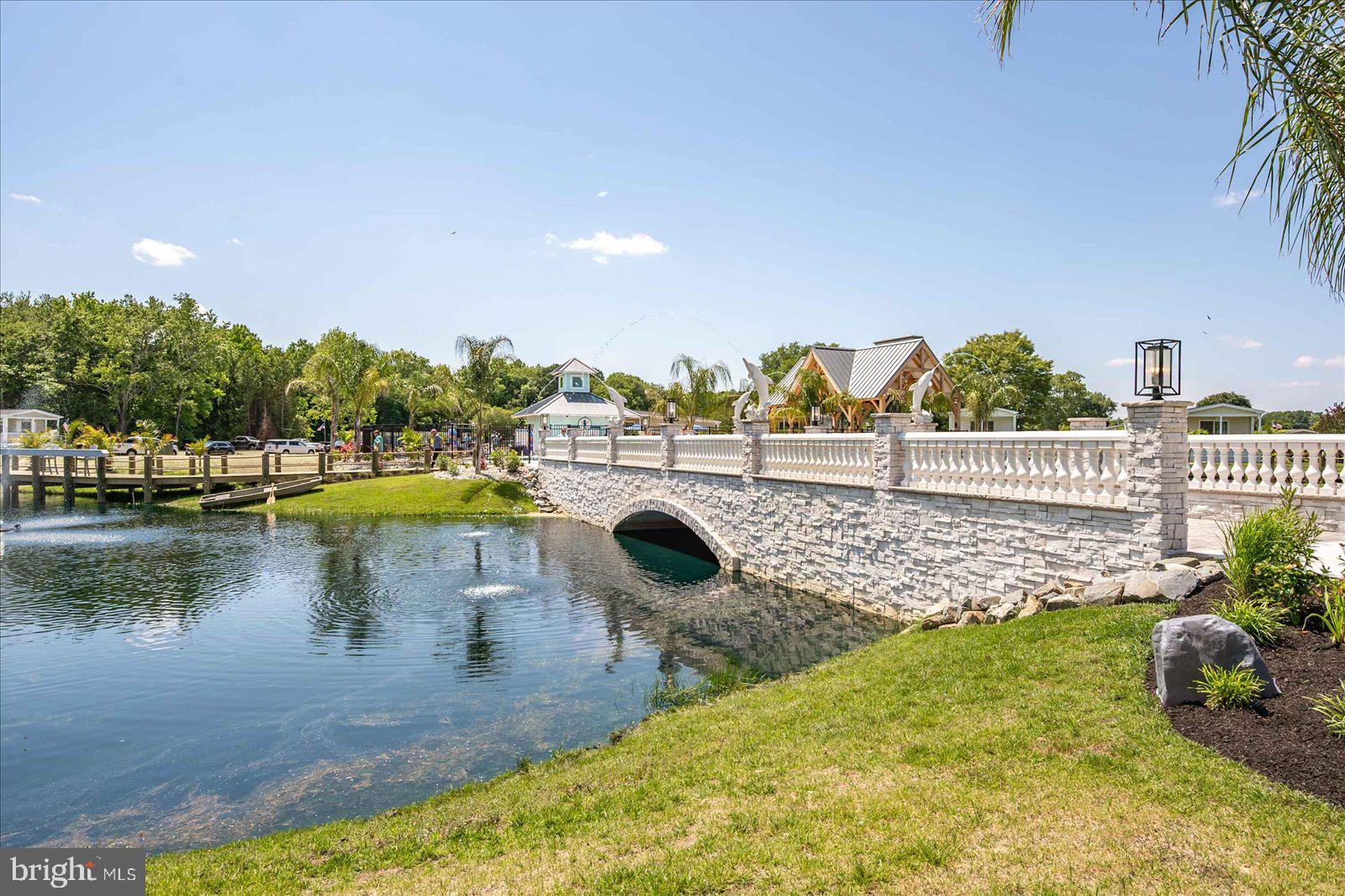 SALT LIFE PARK LLC - Residential