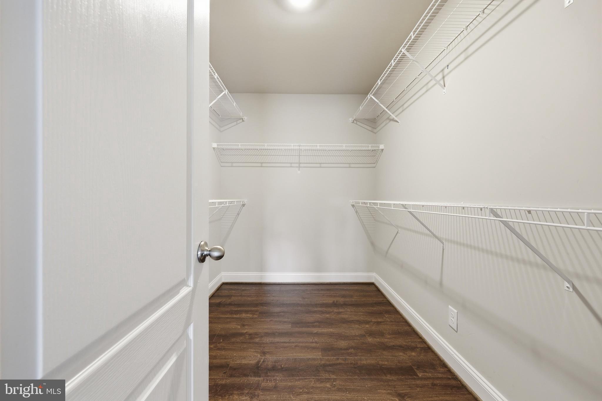 NESTLE WOODS - Residential