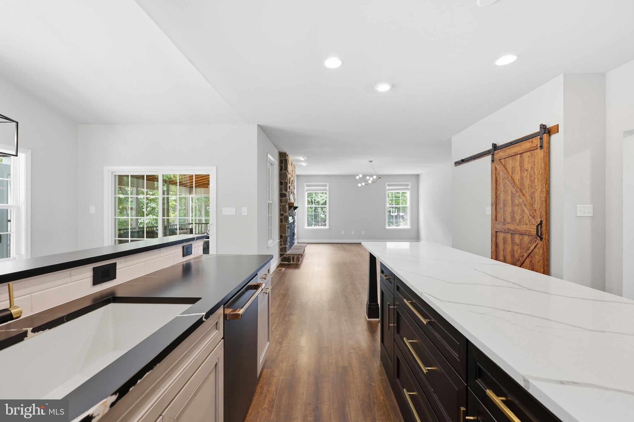 NESTLE WOODS - Residential