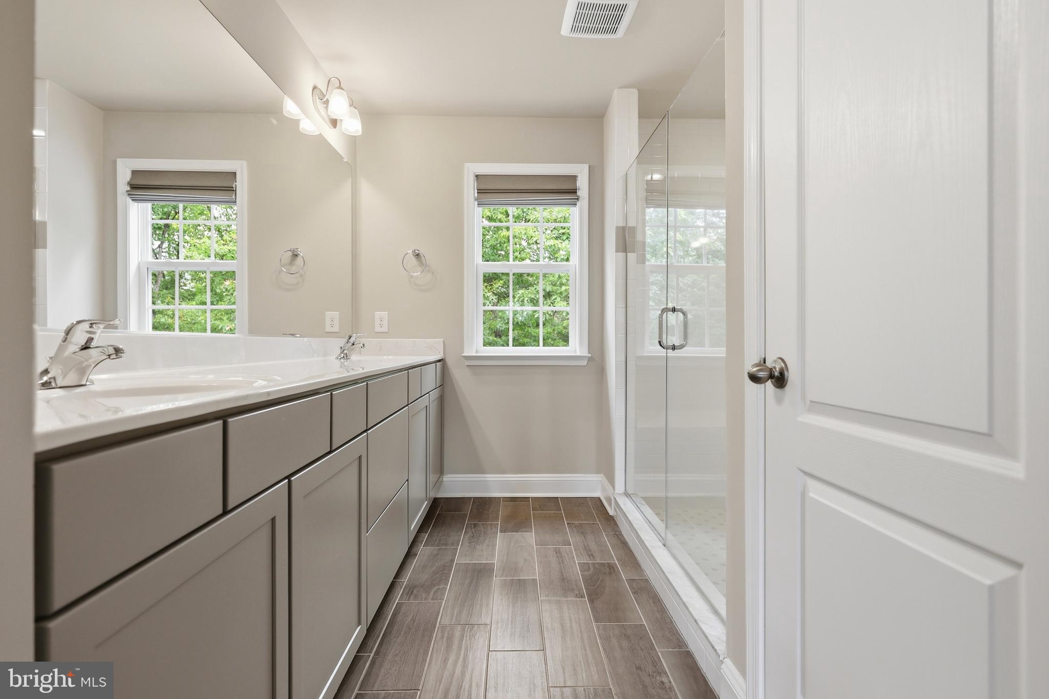 NESTLE WOODS - Residential