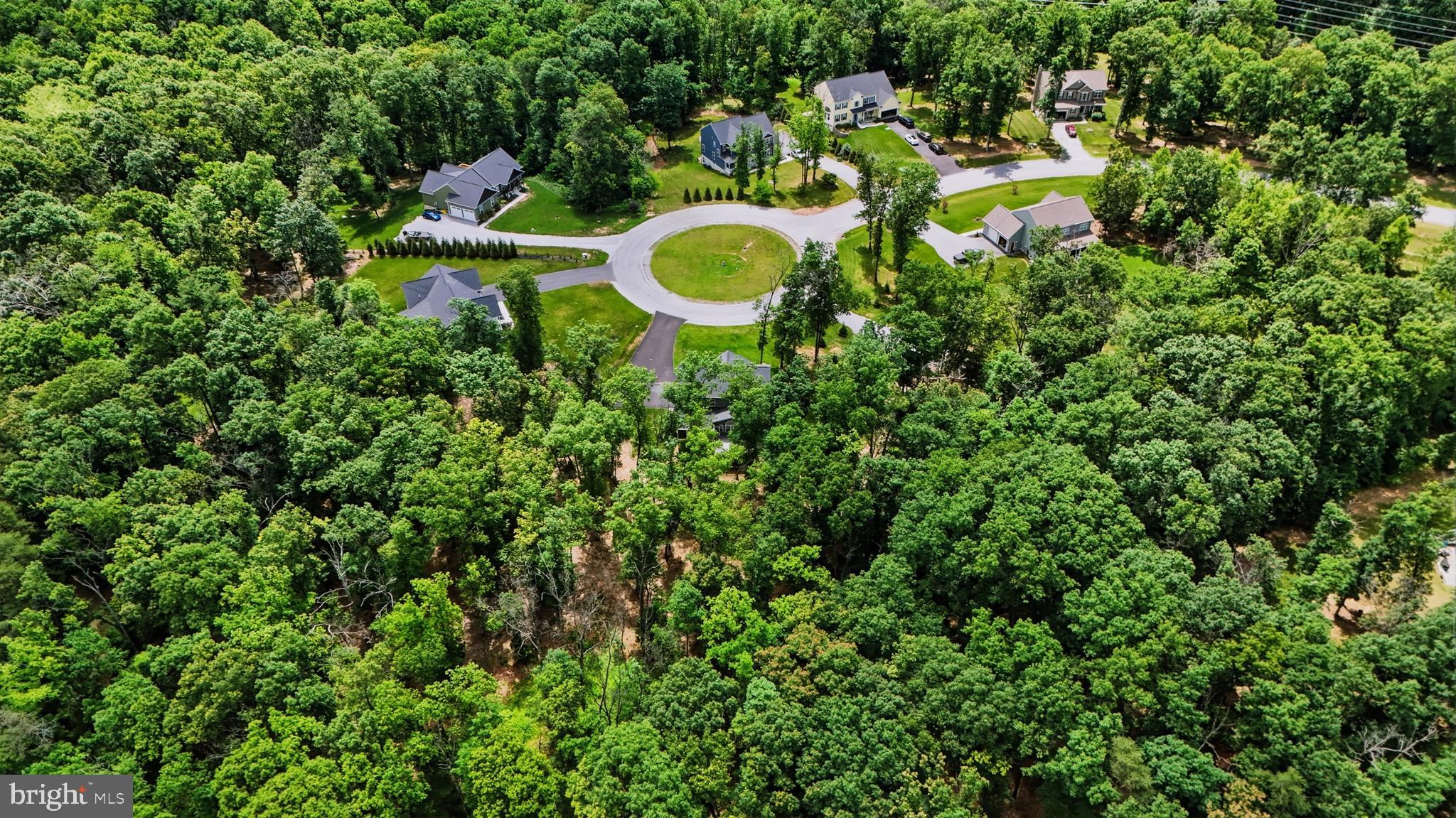 NESTLE WOODS - Residential