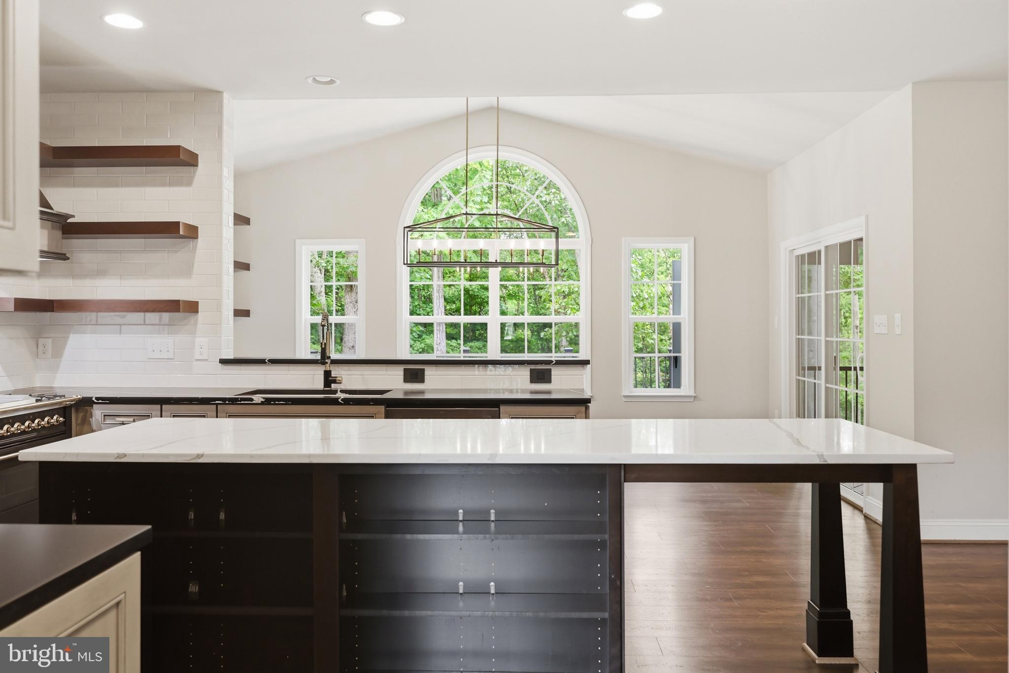 NESTLE WOODS - Residential