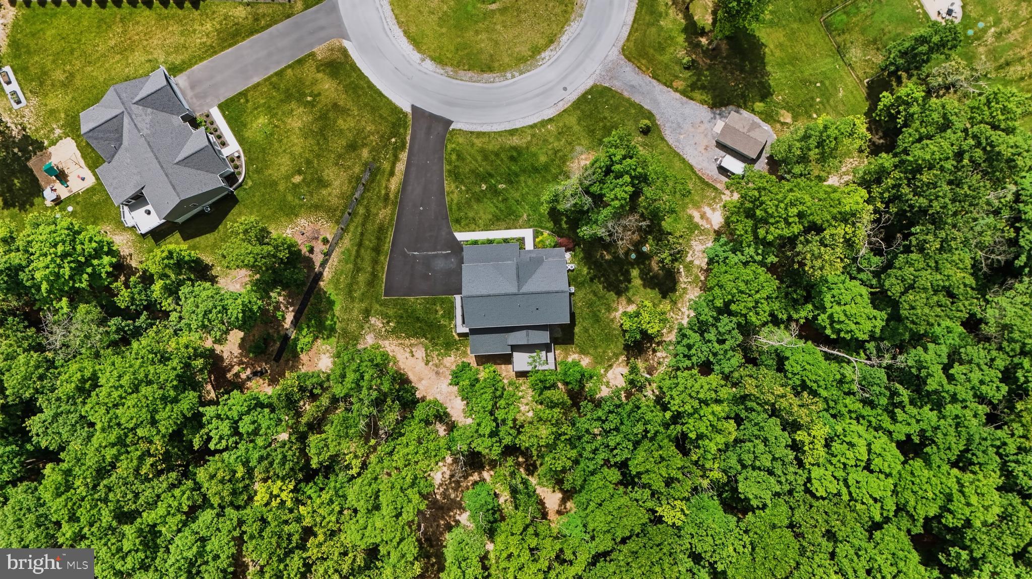 NESTLE WOODS - Residential