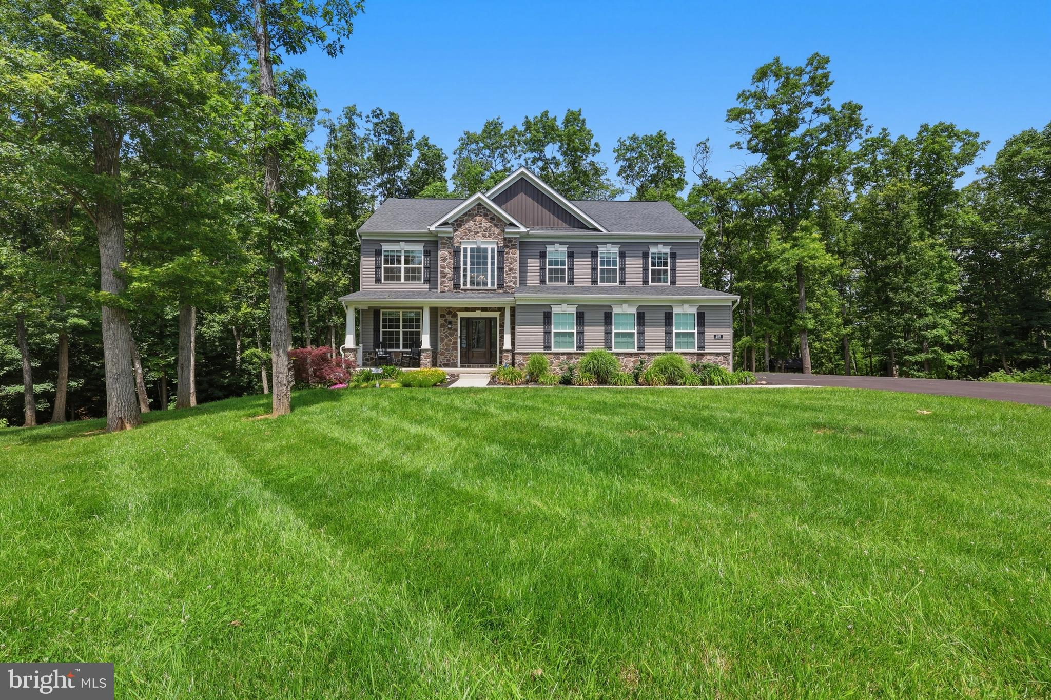 NESTLE WOODS - Residential