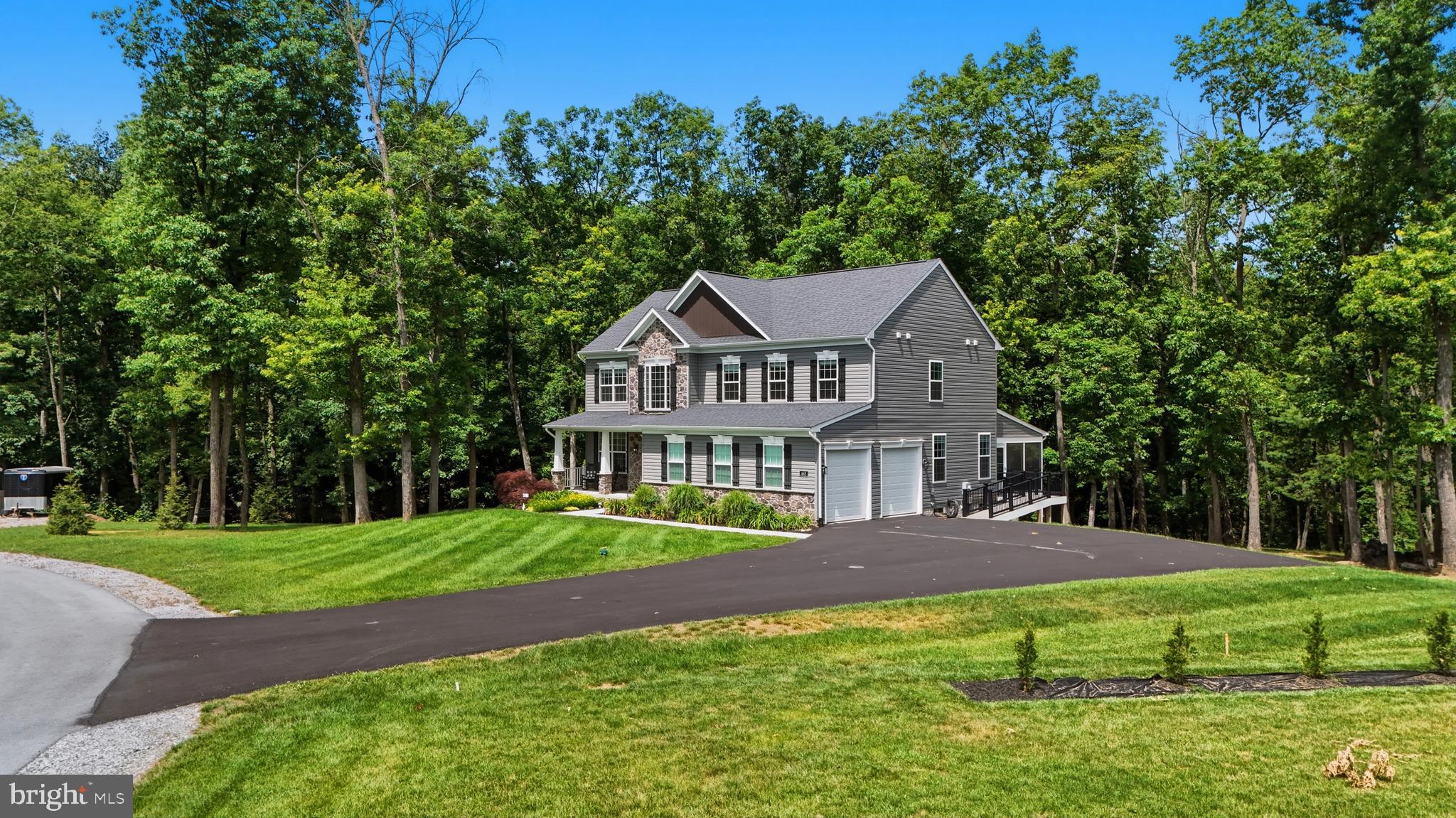 NESTLE WOODS - Residential