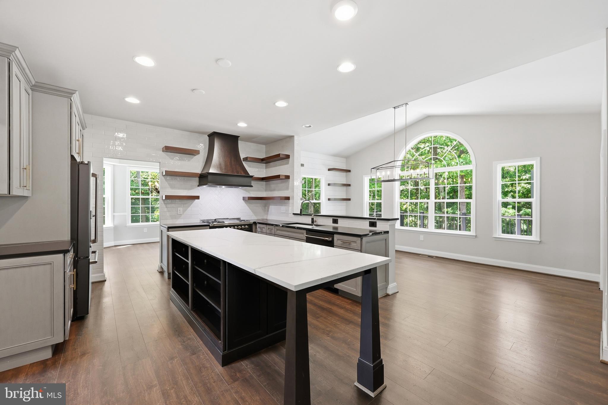 NESTLE WOODS - Residential