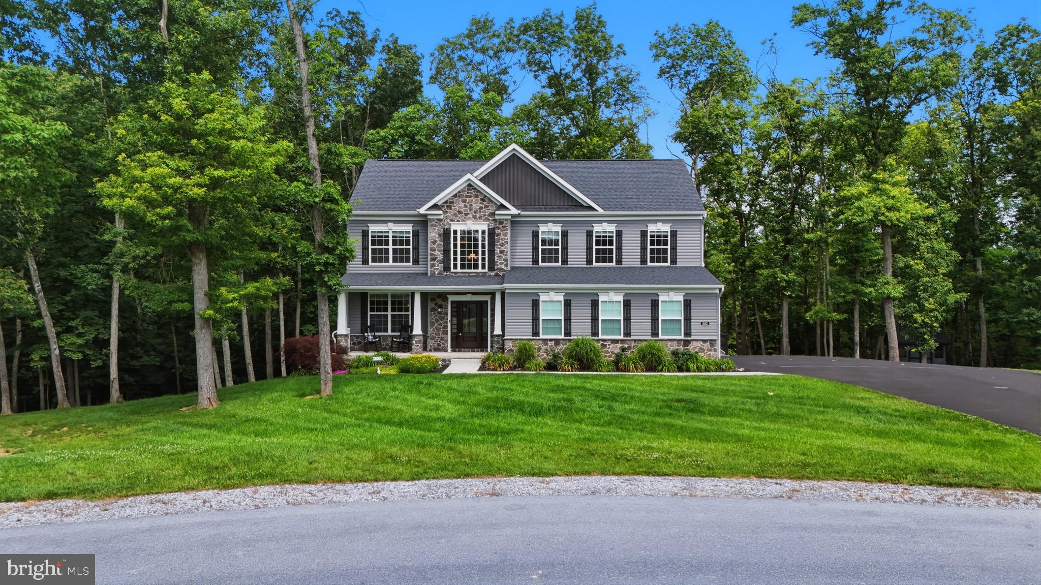 NESTLE WOODS - Residential