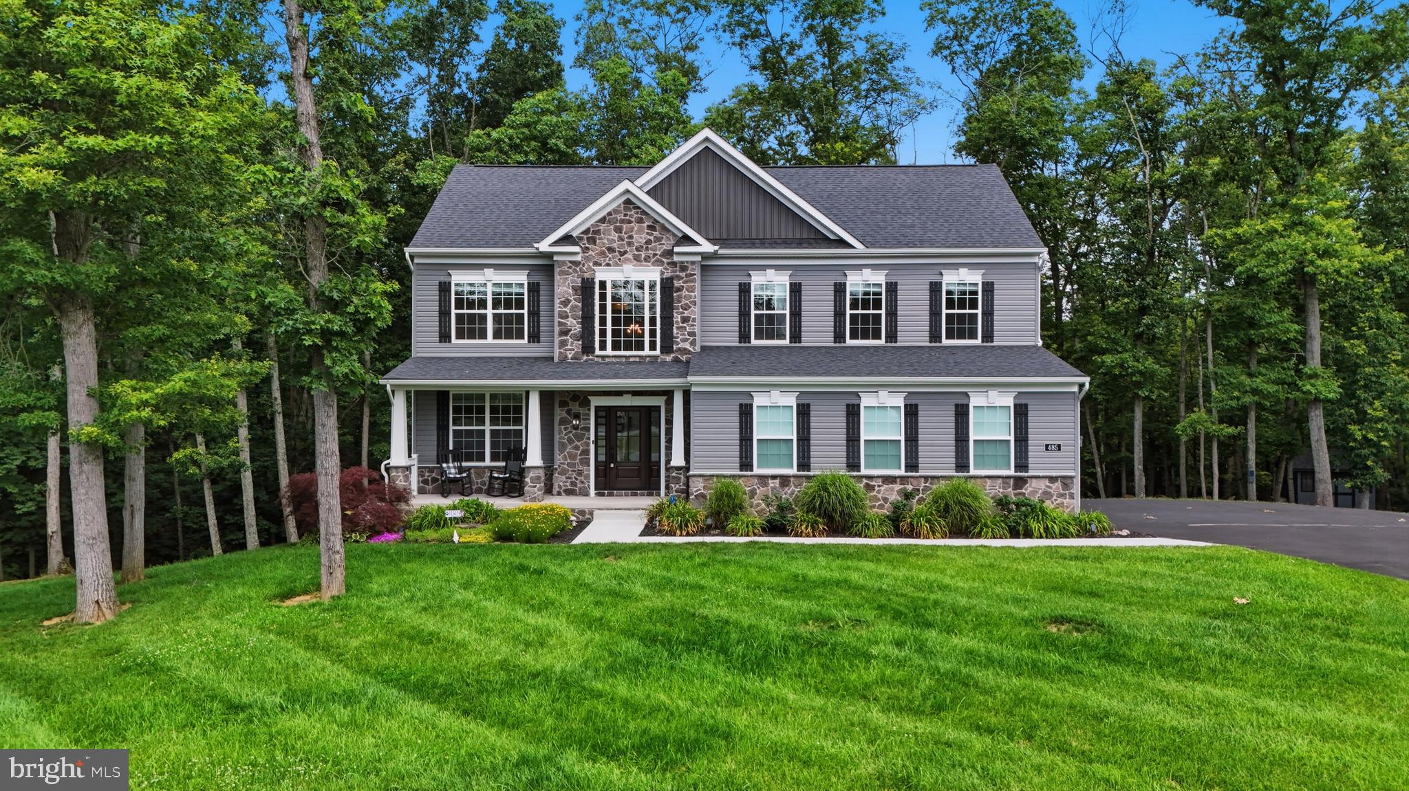 NESTLE WOODS - Residential