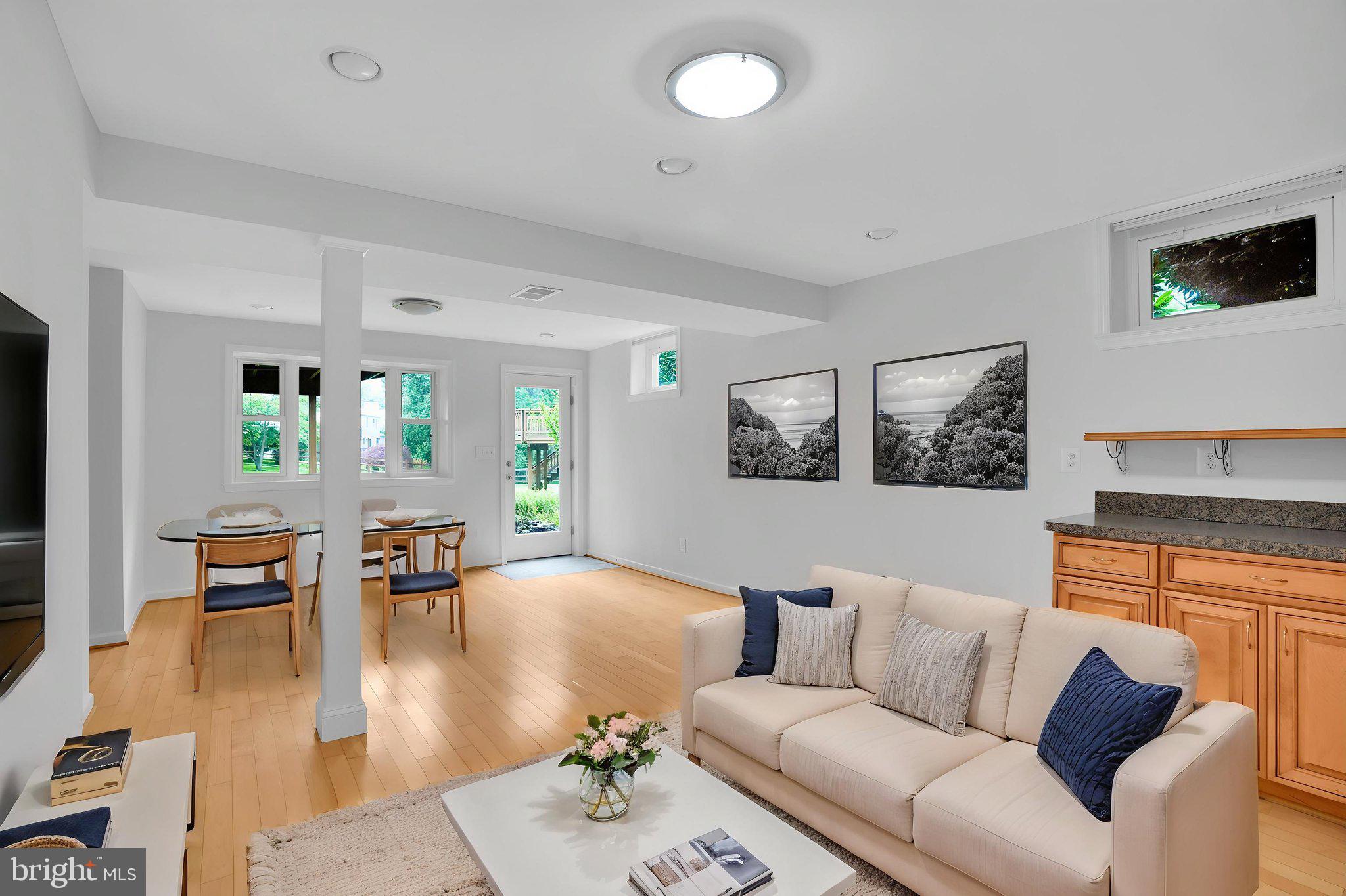 MEADOWVALE - Residential